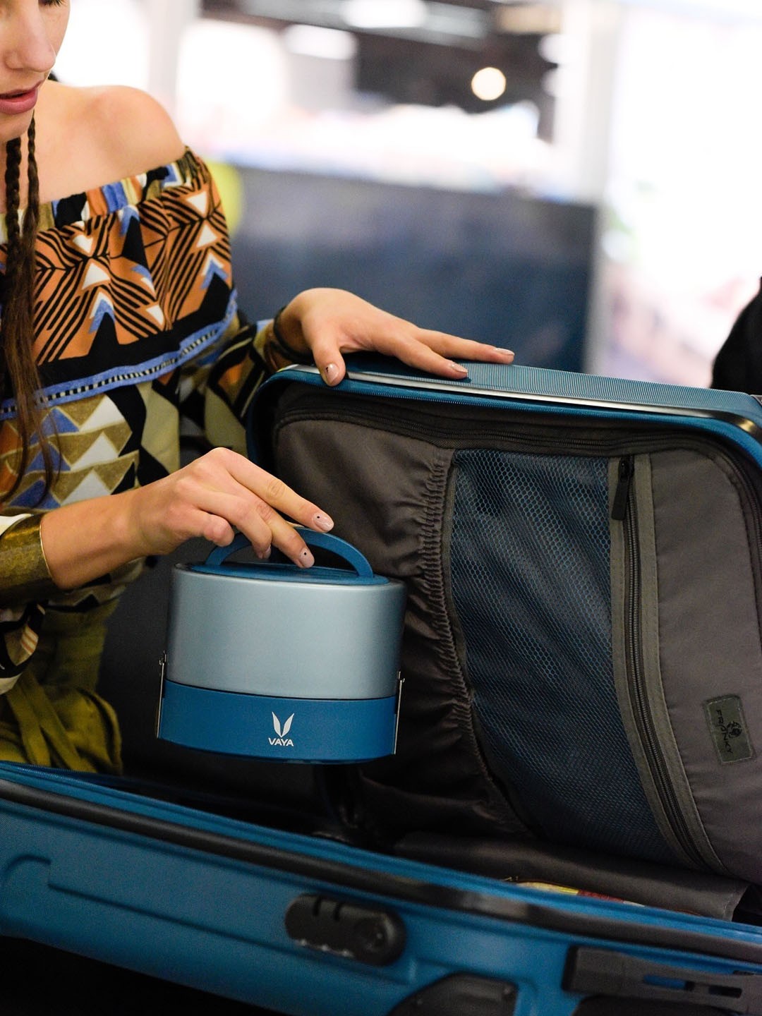 

Vaya Blue Lunch Box with Bagmat & Two Copper Finished Containers 1000ml