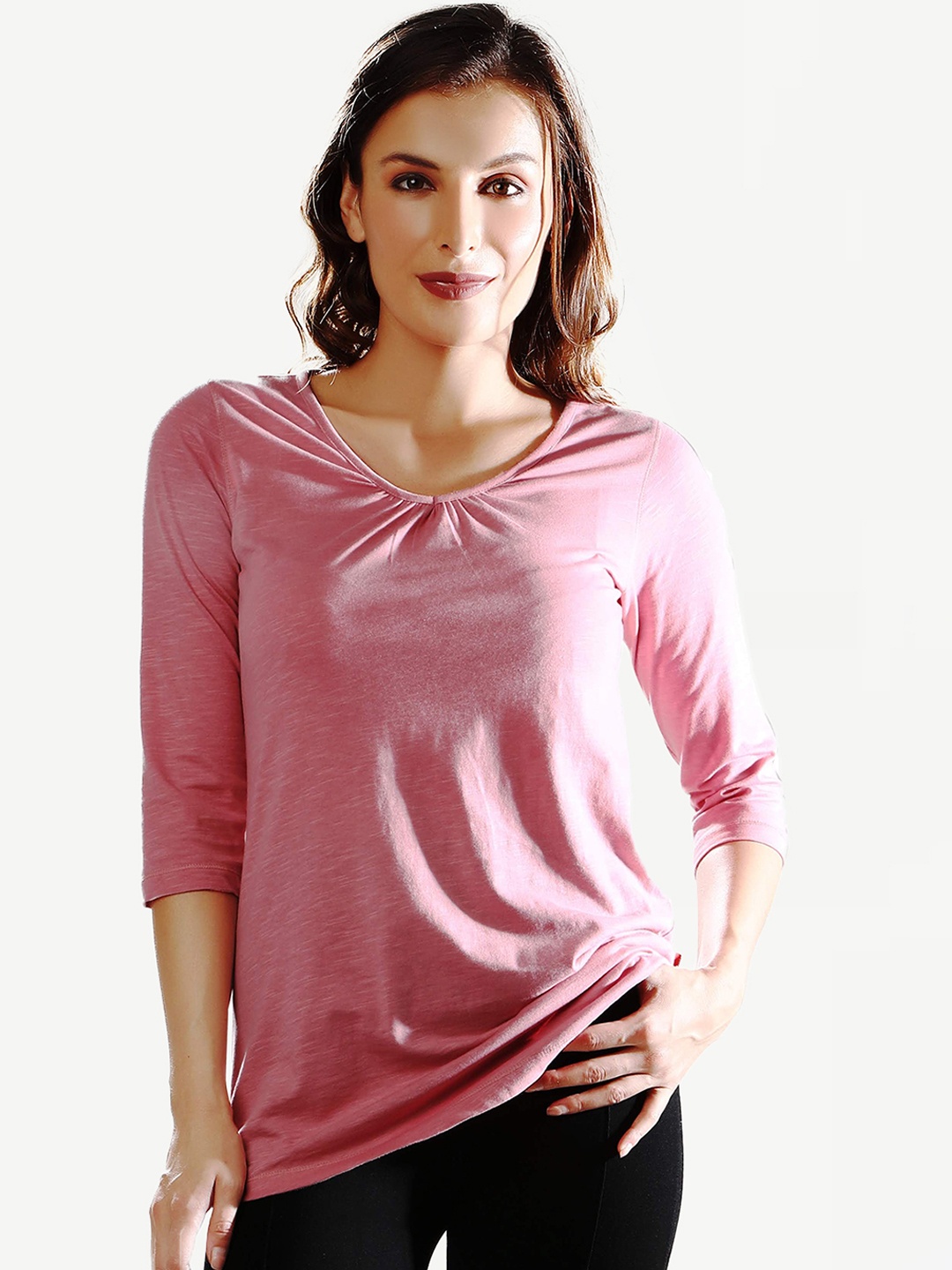 

Dream of Glory Inc Pink Longline Top