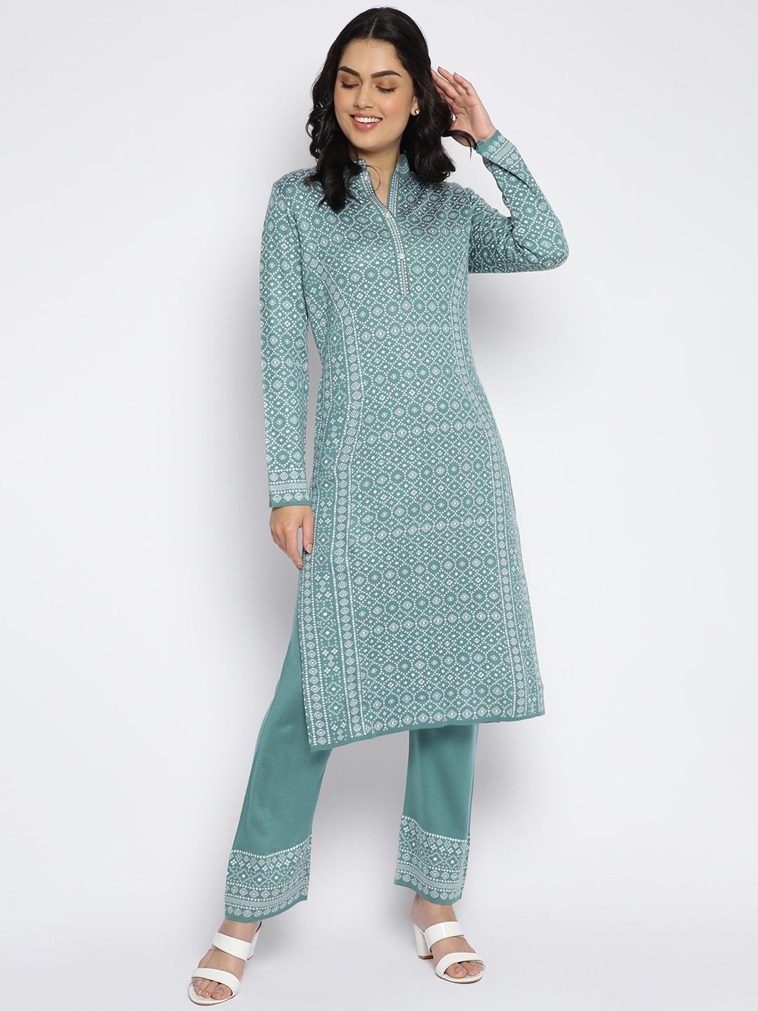 

MIKHAD Women Turquoise Blue Printed Kurta with Trousers