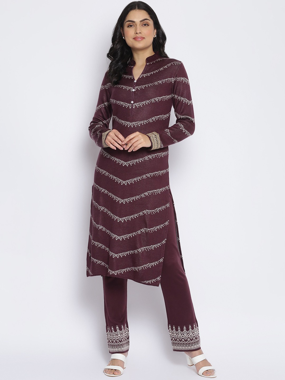 

MIKHAD Women Purple Printed Kurta with Trousers