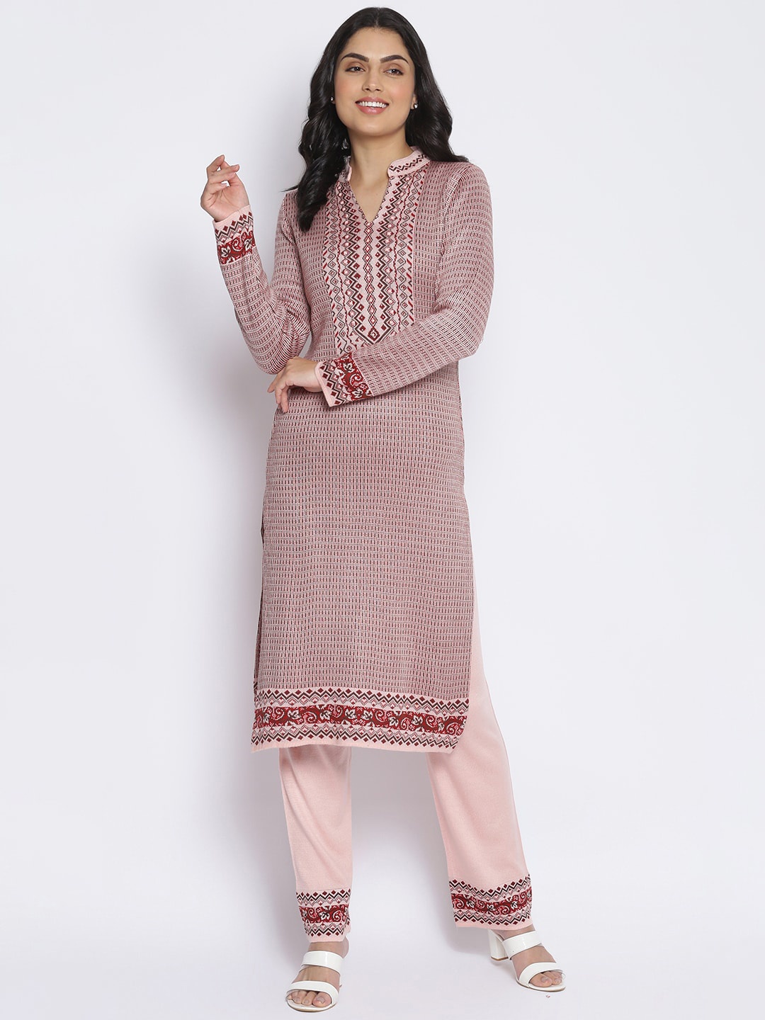 

MIKHAD Women Pink & Maroon Beads and Stones Acrylic Kurta with Trousers