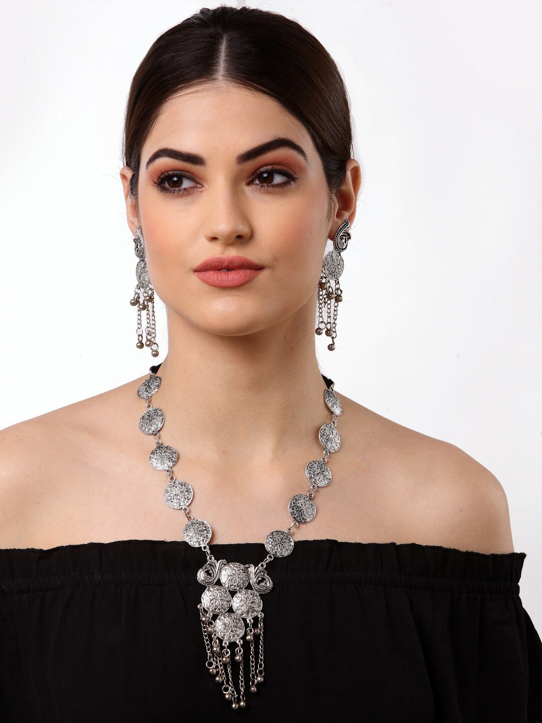 

Arrabi Oxidised Metallic-Toned Jewellery Set