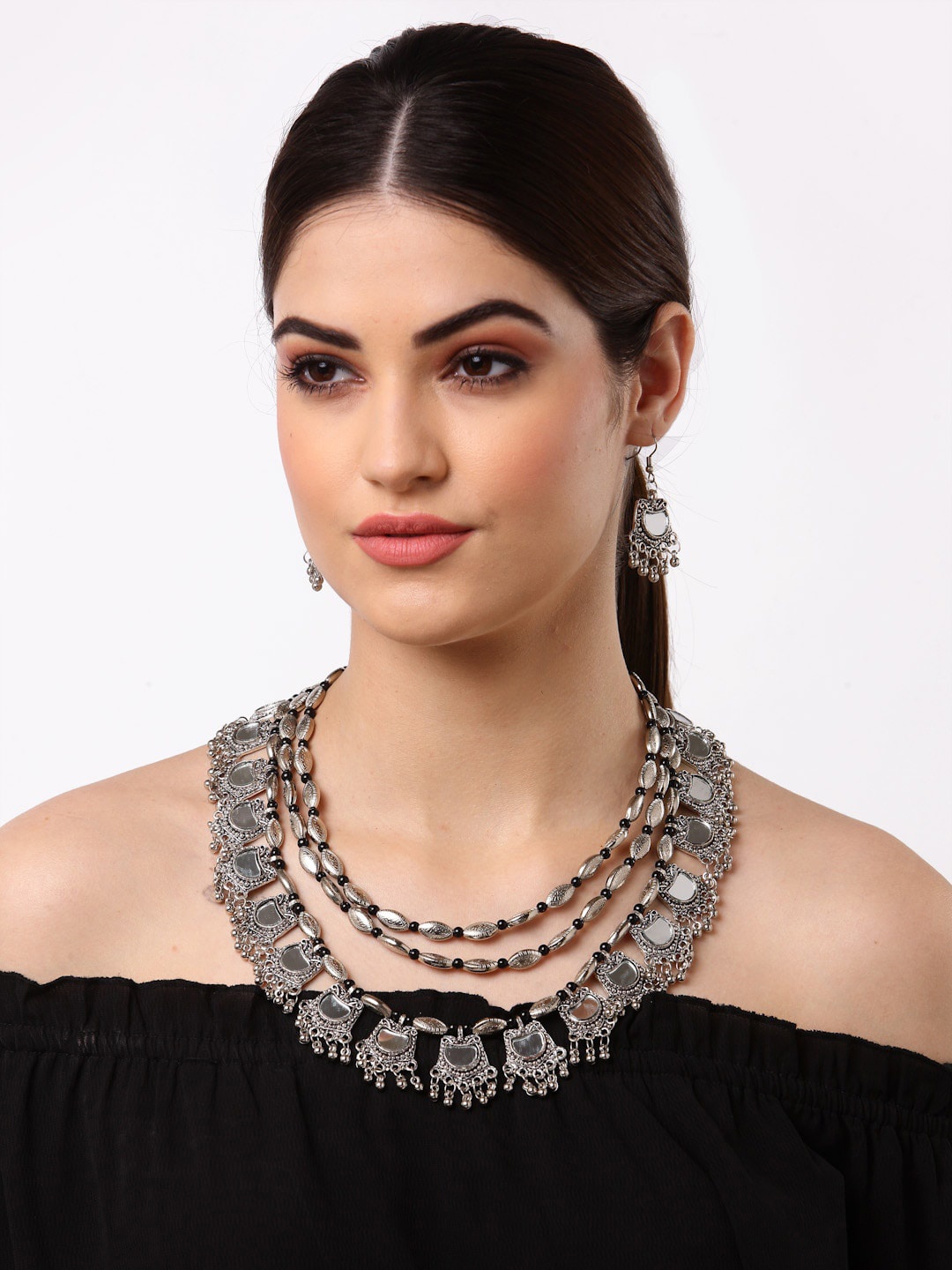 

Arrabi Oxidised Silver-Toned & Black Beaded Jewellery With 2 Earrings Set