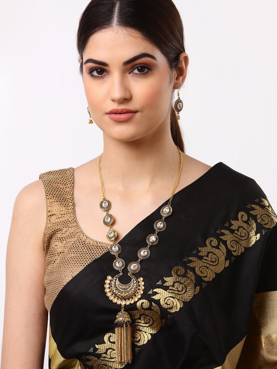 

Arrabi Gold-Toned Meenakari Jewellery Set