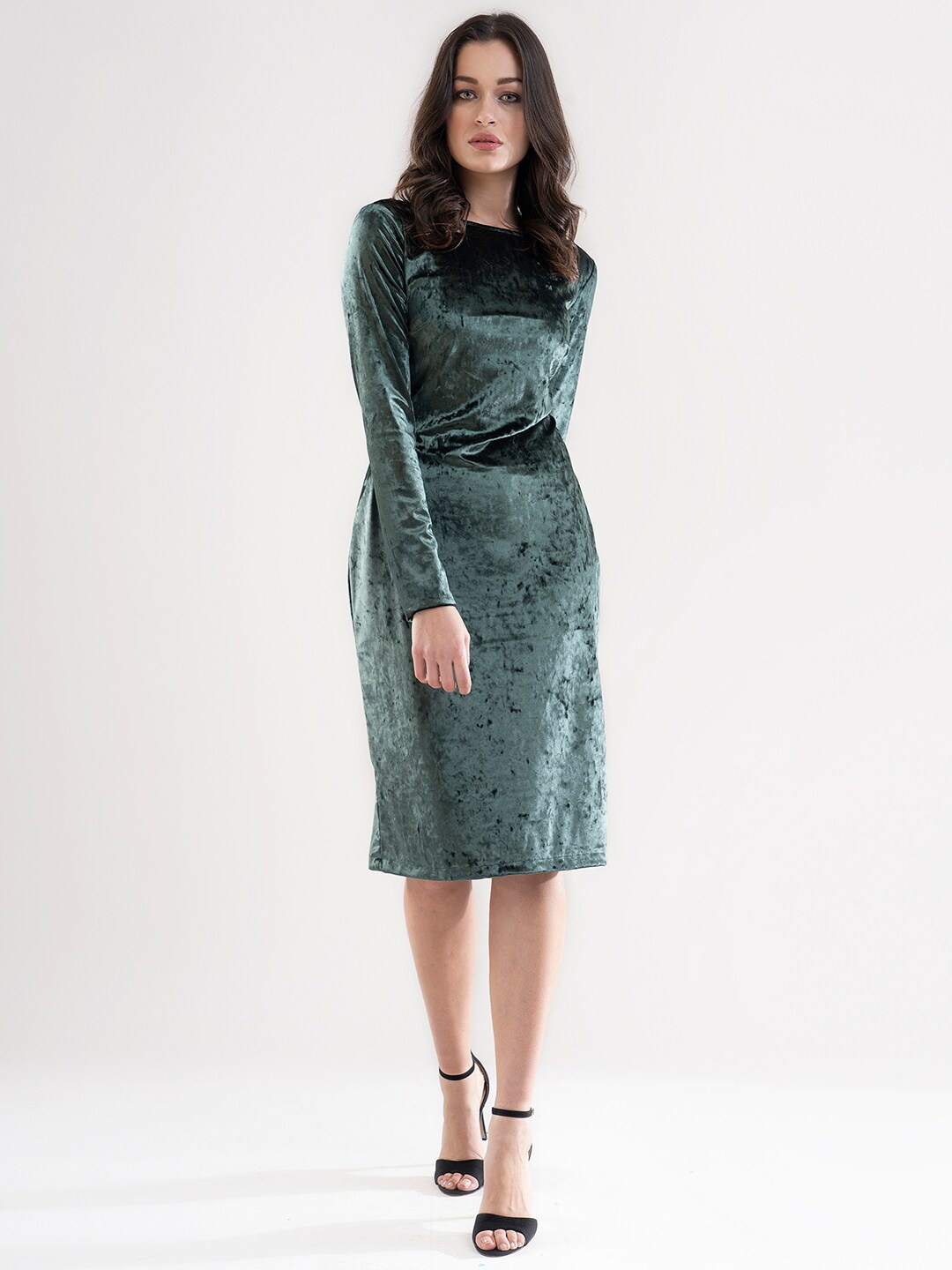 

FableStreet Green Velvet Sheath Dress