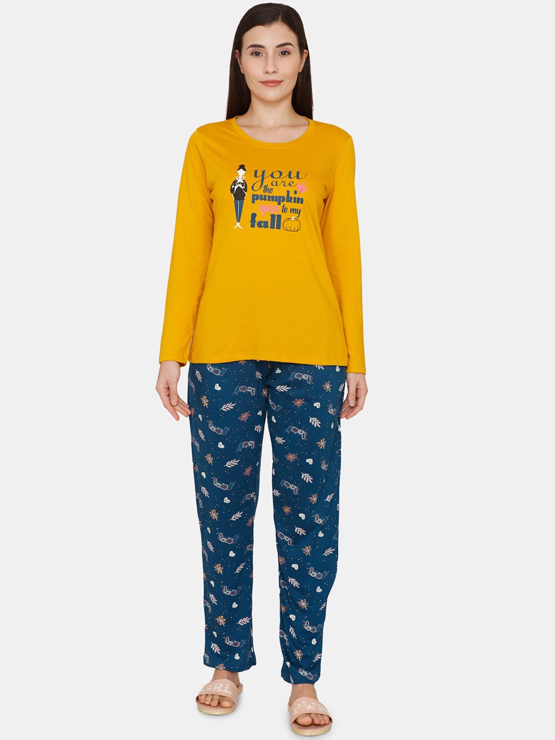 

Zivame Women Blue & Yellow Abstract Printed Pure Cotton Nightsuit