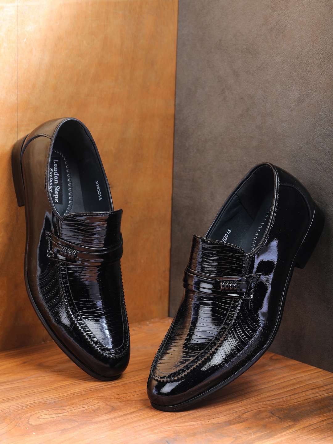 

LONDON STEPS Men Black Solid Formal Slip-Ons