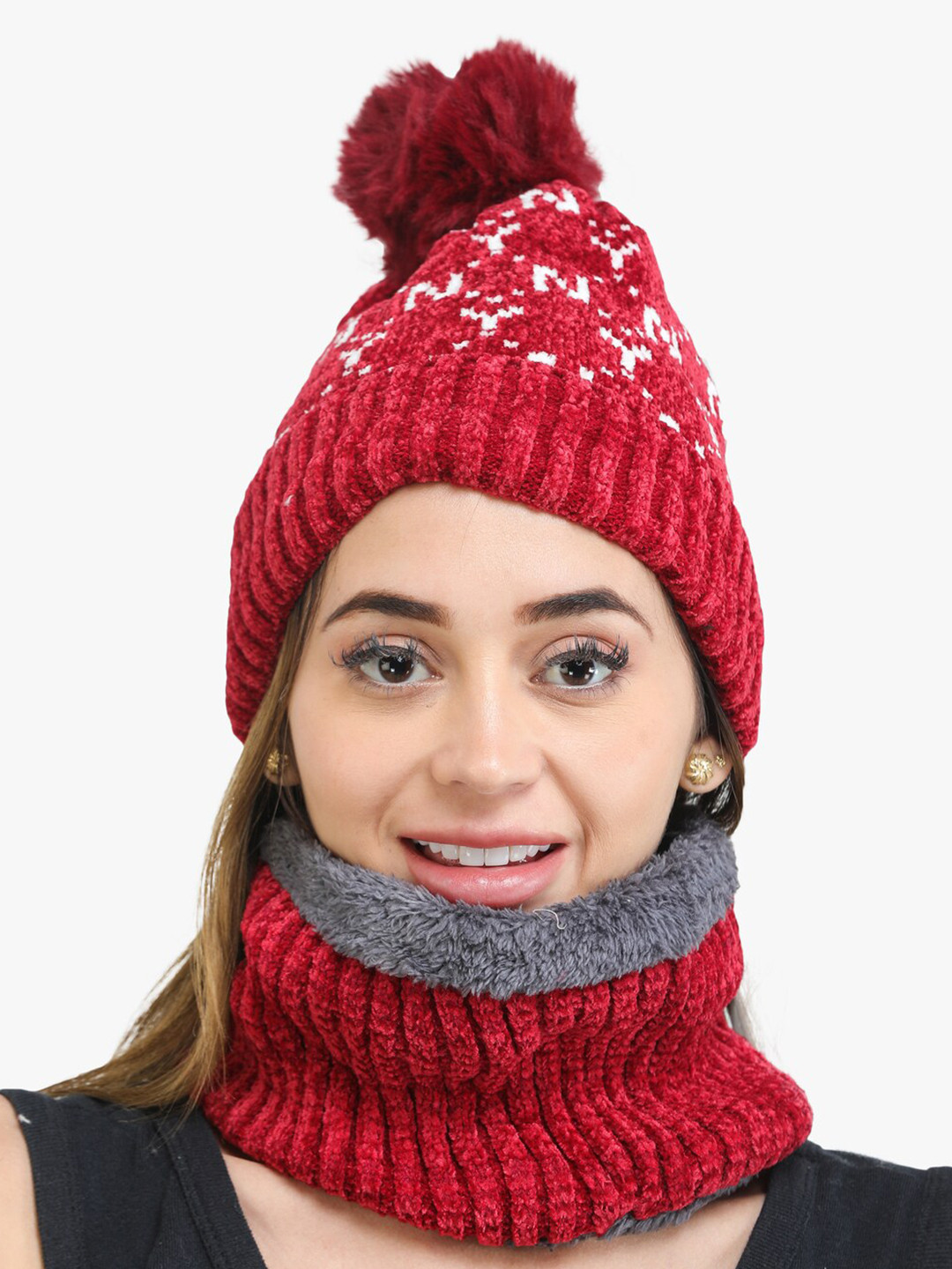 

ELLIS Women Red & White Beanie