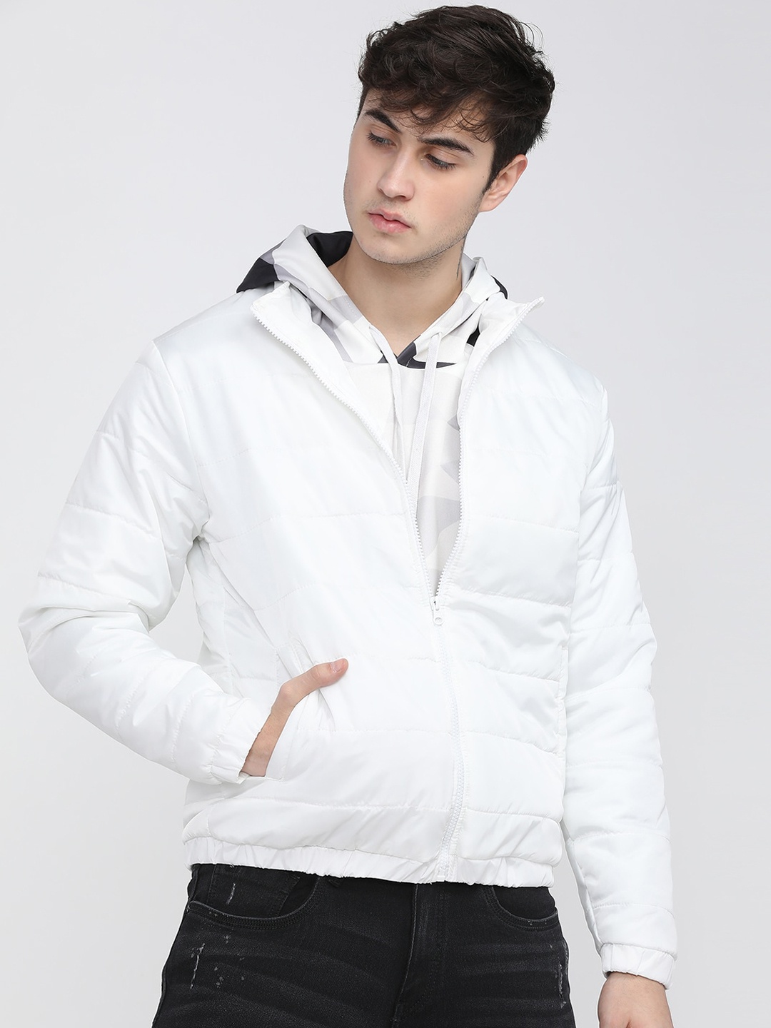 

HIGHLANDER Men White Checked Padded Jacket