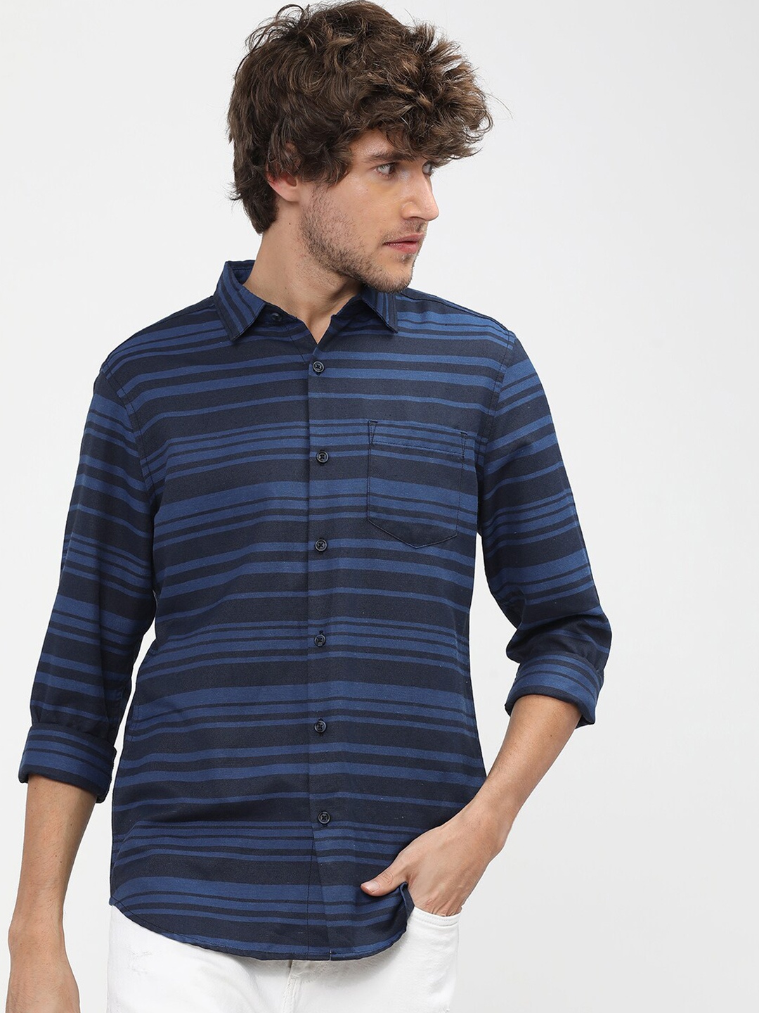 

KETCH Men Navy Blue Slim Fit Horizontal Striped Casual Shirt