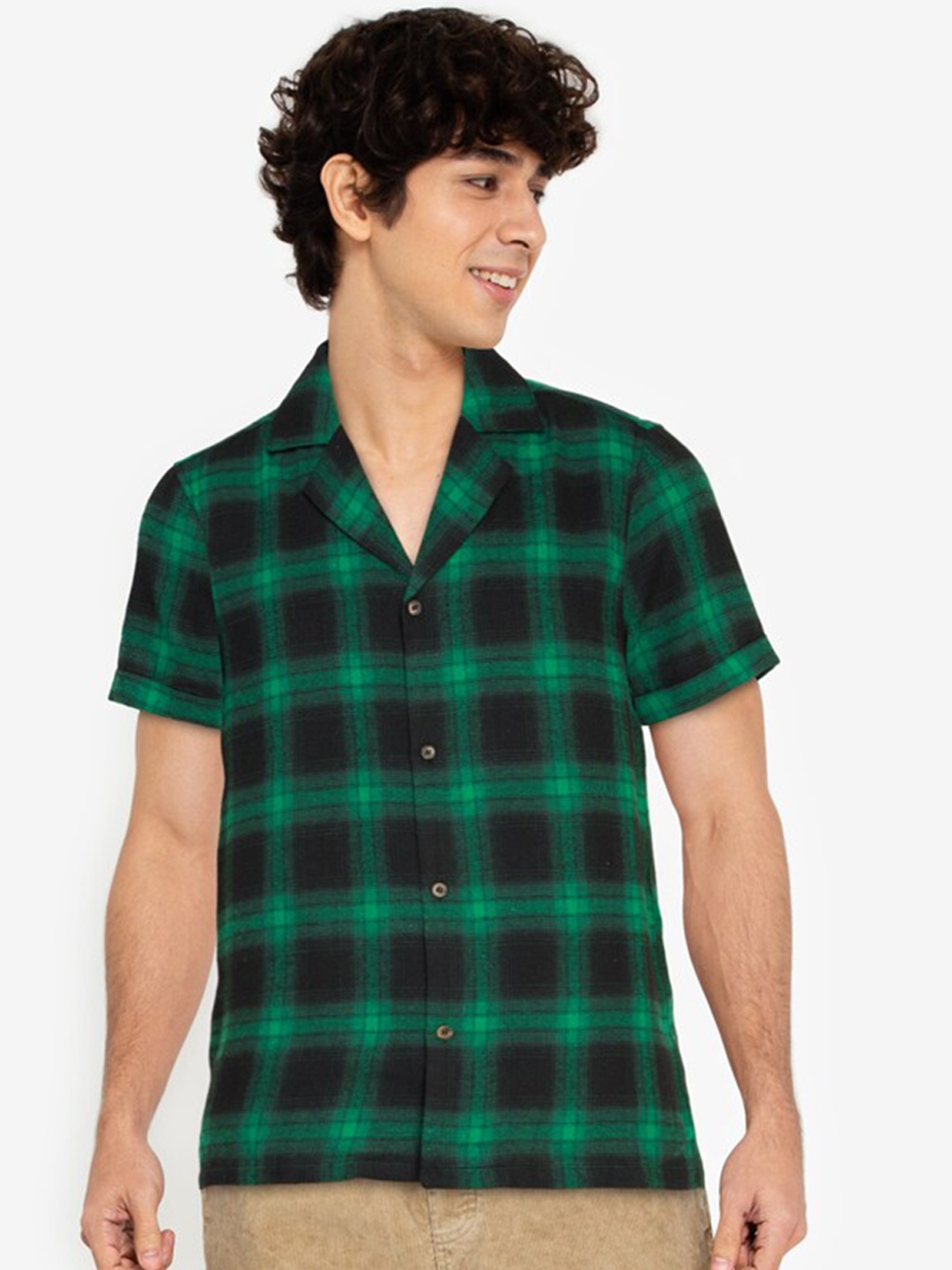

ZALORA BASICS Men Green & Navy Blue Buffalo Checked Cotton Bowling Casual Shirt