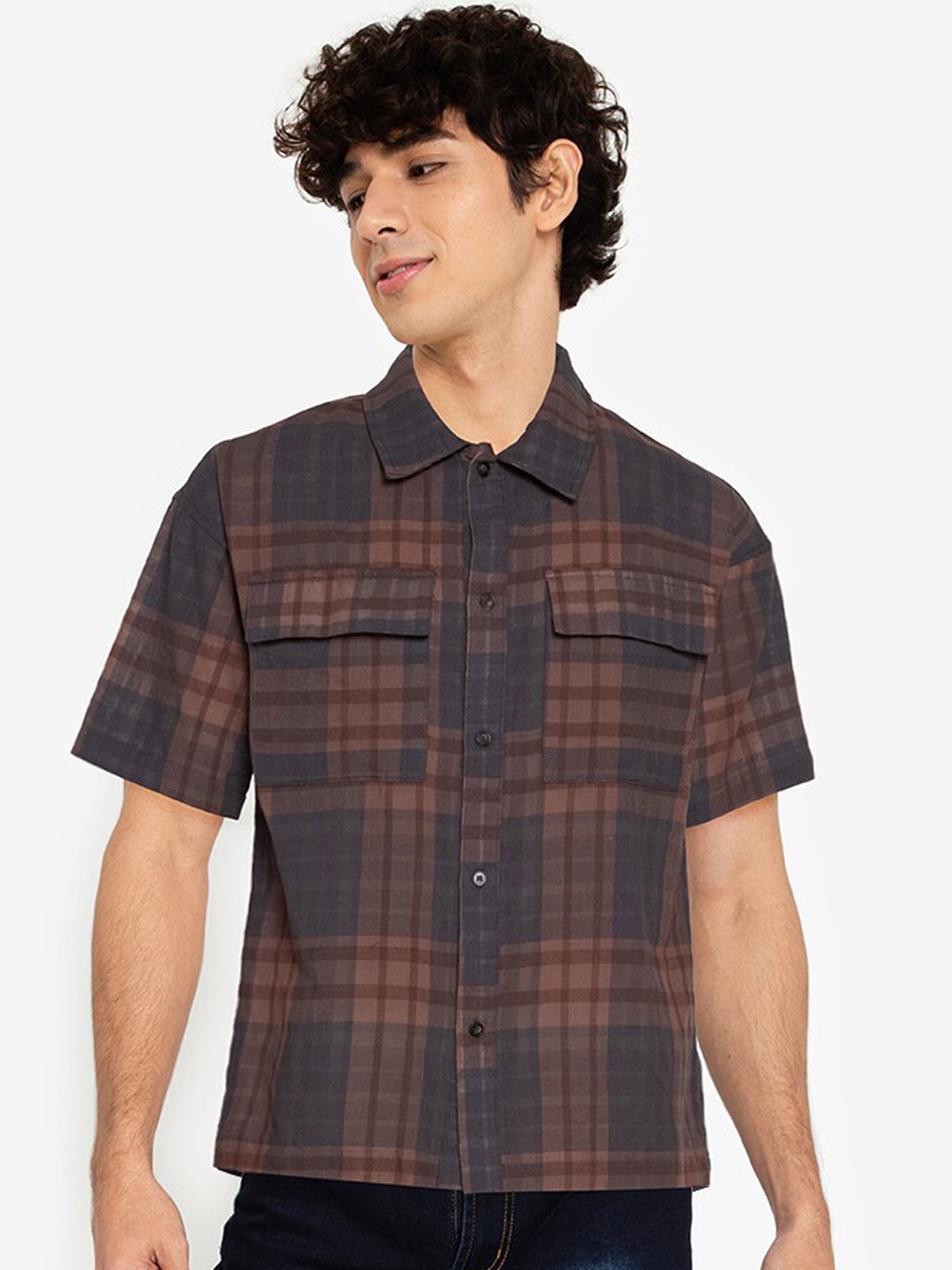 

ZALORA BASICS Men Brown Checked Oversize Plaid Pure Cotton Casual Shirt
