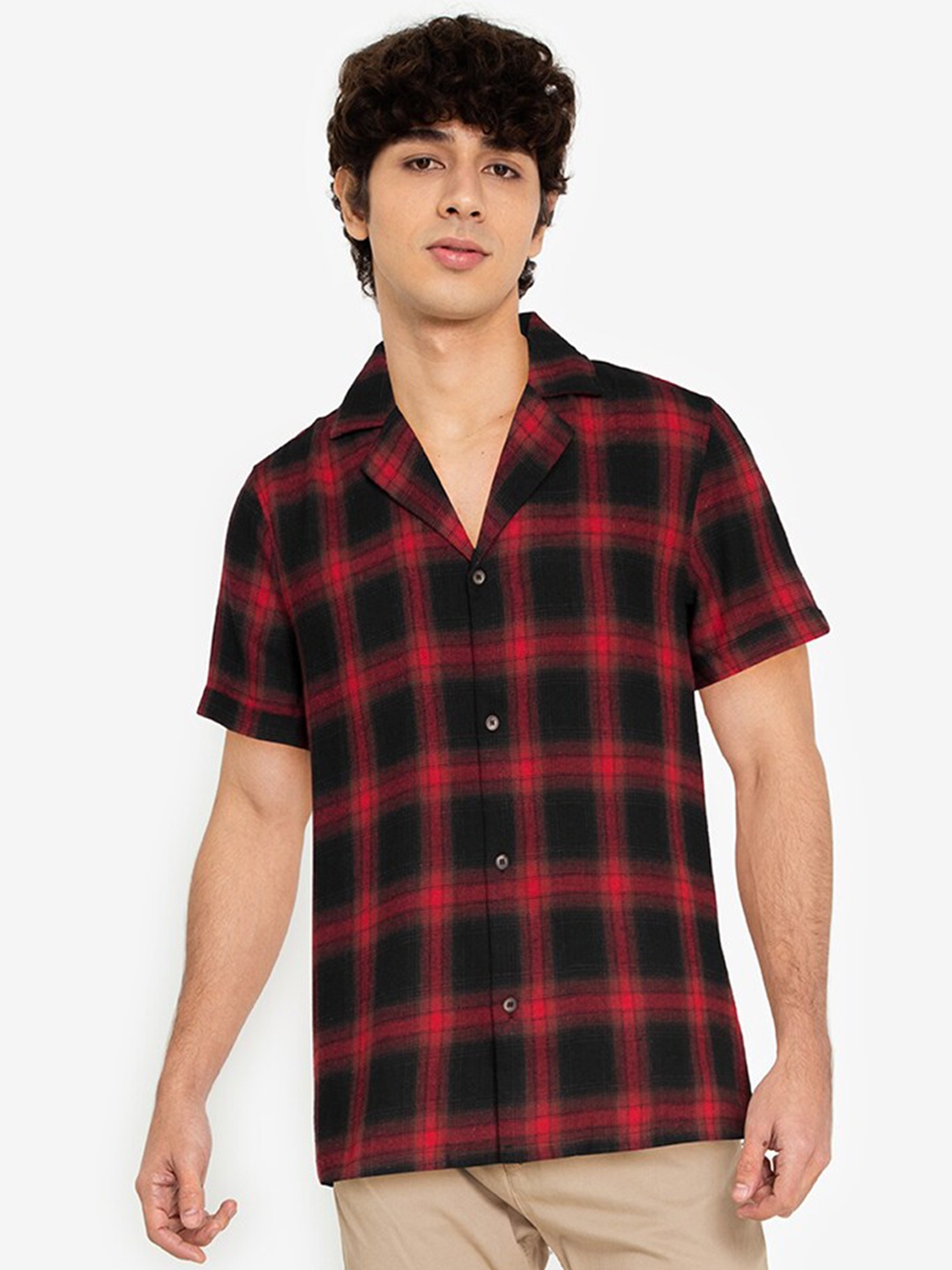 

ZALORA BASICS Men Black Tartan Checks Checked Casual Bowling Shirt