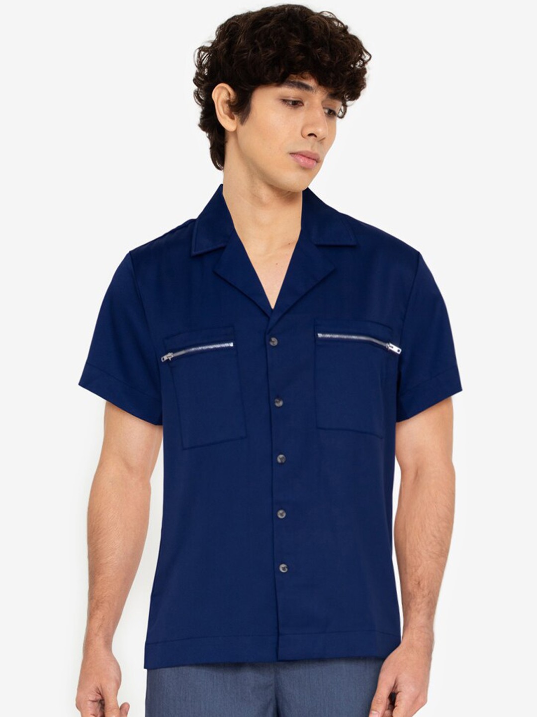

ZALORA BASICS Men Navy Blue Casual Shirt