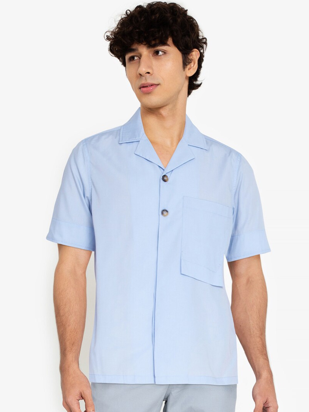 

ZALORA BASICS Men Blue Long Rectangle Pocket Pure Cotton Casual Shirt