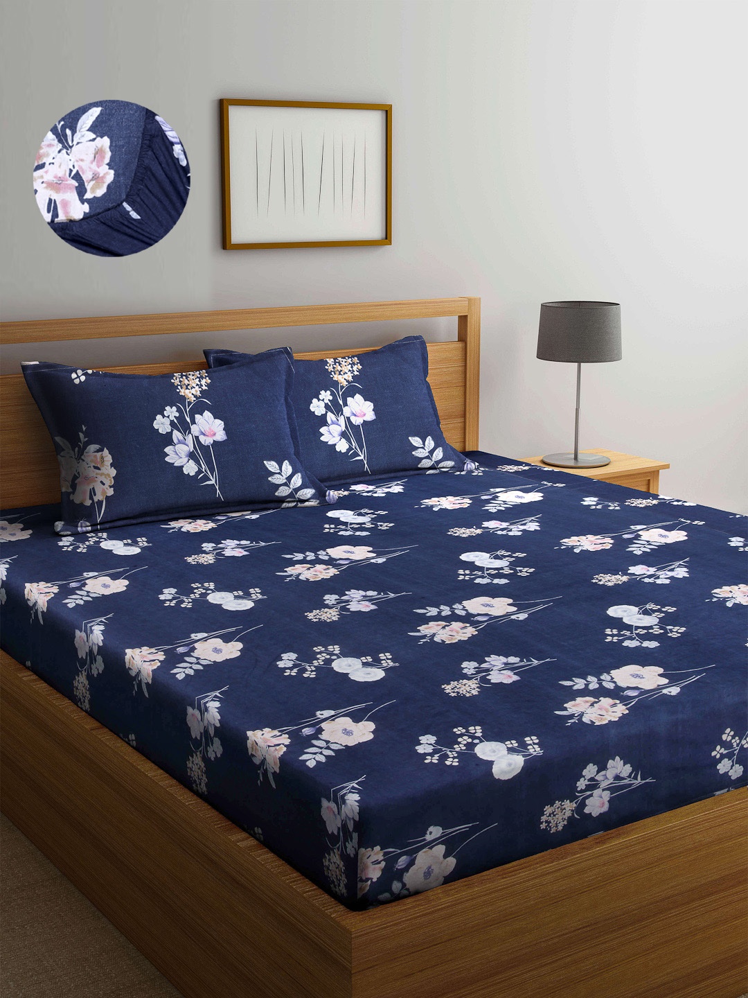 

Arrabi Navy Blue & White Floral 300 TC King Bedsheet with 2 Pillow Covers