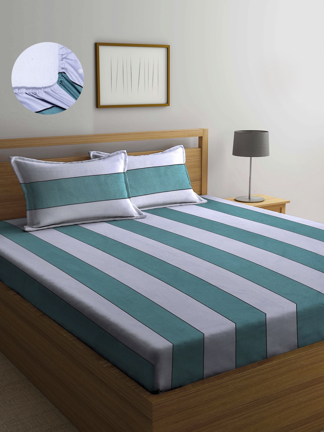 

Arrabi Green & White Striped 300 TC Fitted King Bedsheet with 2 Pillow Covers
