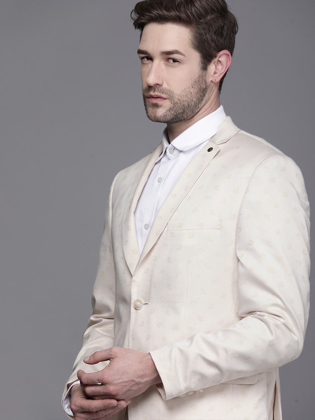 

Allen Solly Men Off White Printed Slim-Fit Single-Breasted Blazer