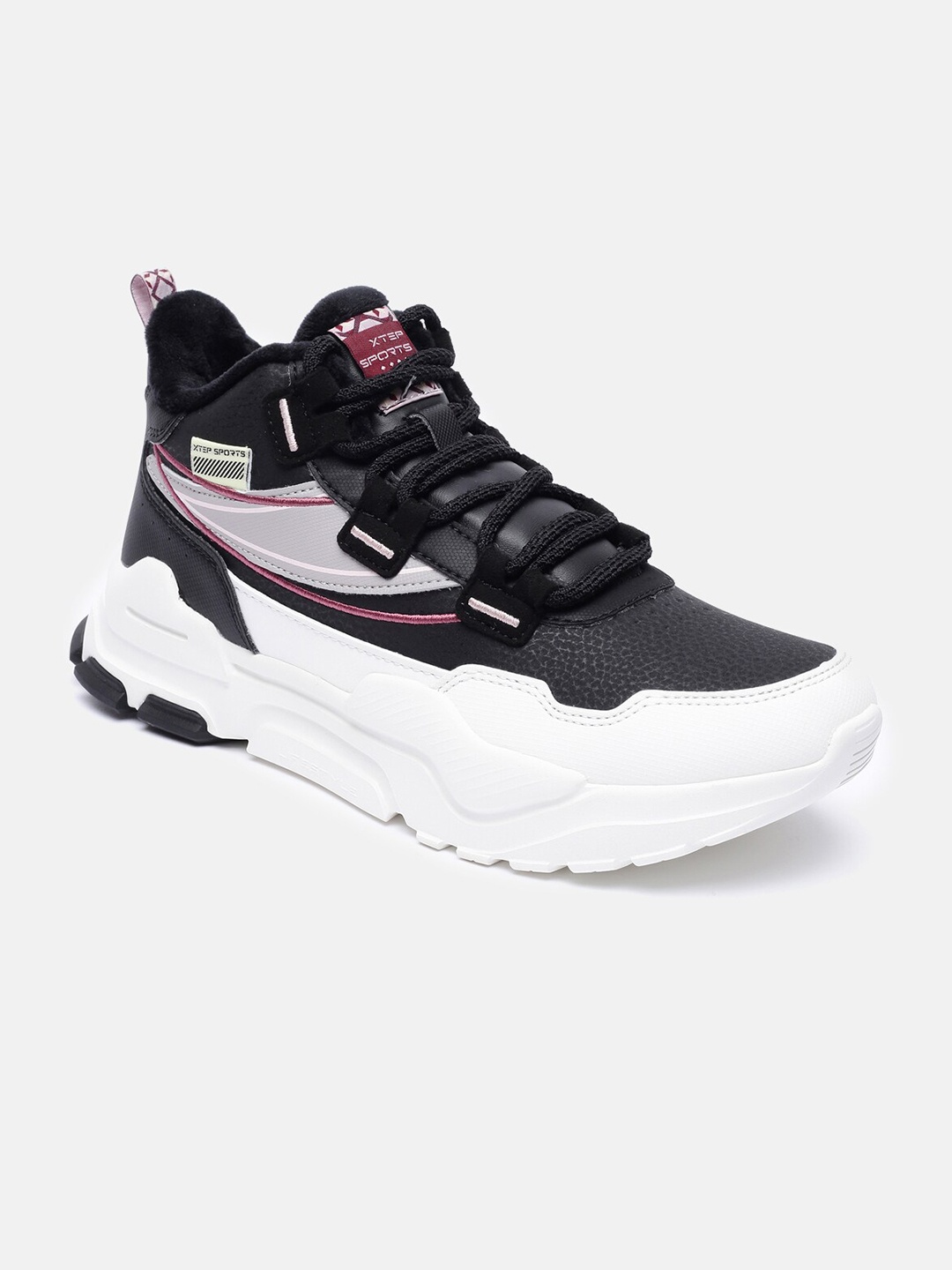 

Xtep Women Black Training or Gym Non-Marking Shoes