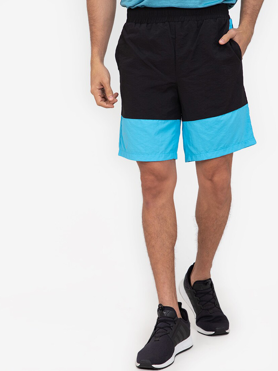 

ZALORA ACTIVE Men Black Colourblocked Training or Gym Shorts