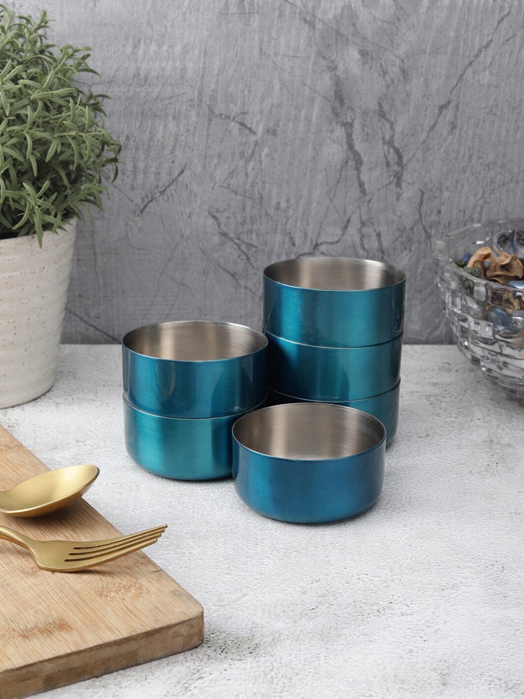 

VarEesha Blue 6 Pieces Stainless Steel Matte Bowls