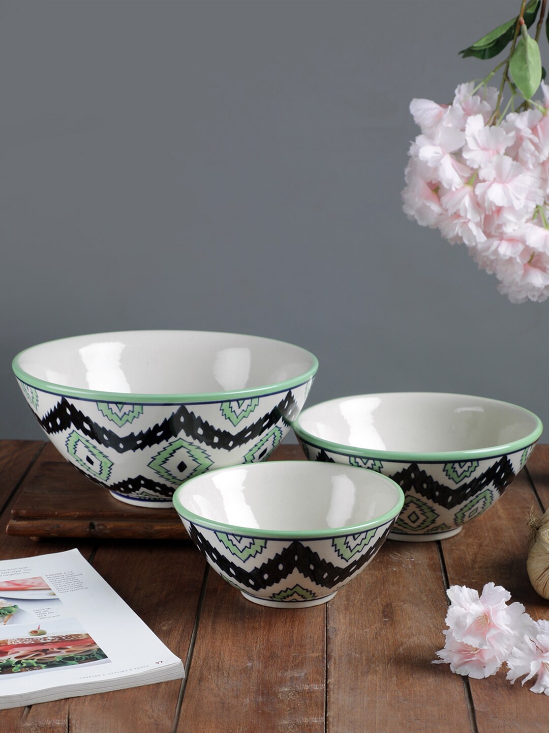 

VarEesha Green 3 Pieces Geometric Printed Aztec Ceramic Glossy Bowls