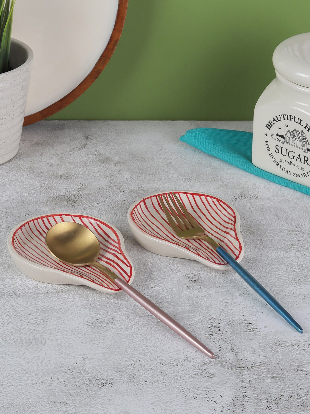 

VarEesha Parikrama Red Spiral Ceramic Spoon Rests Set of 2