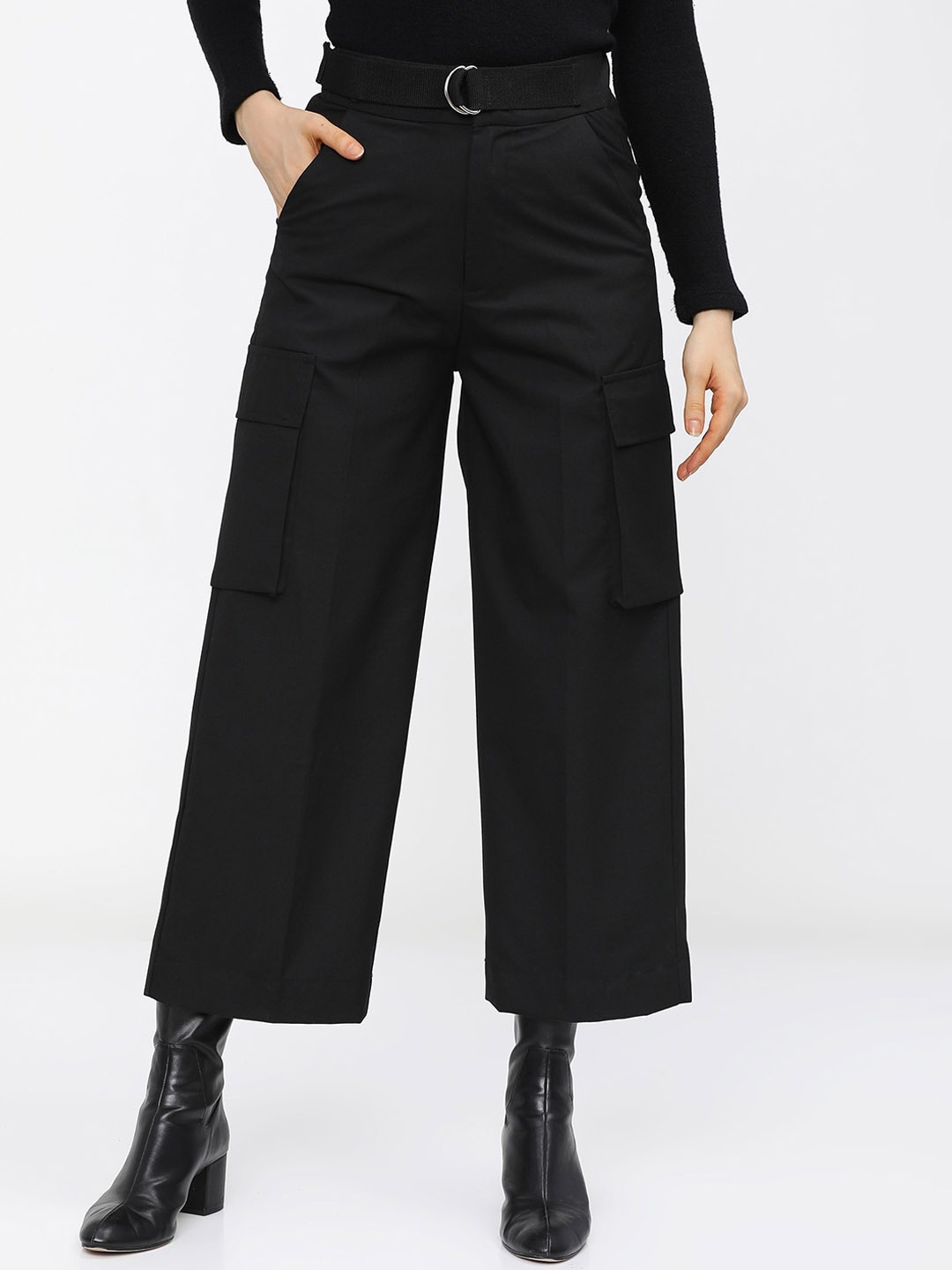 

Tokyo Talkies Women Black Straight Fit Cargos Trousers