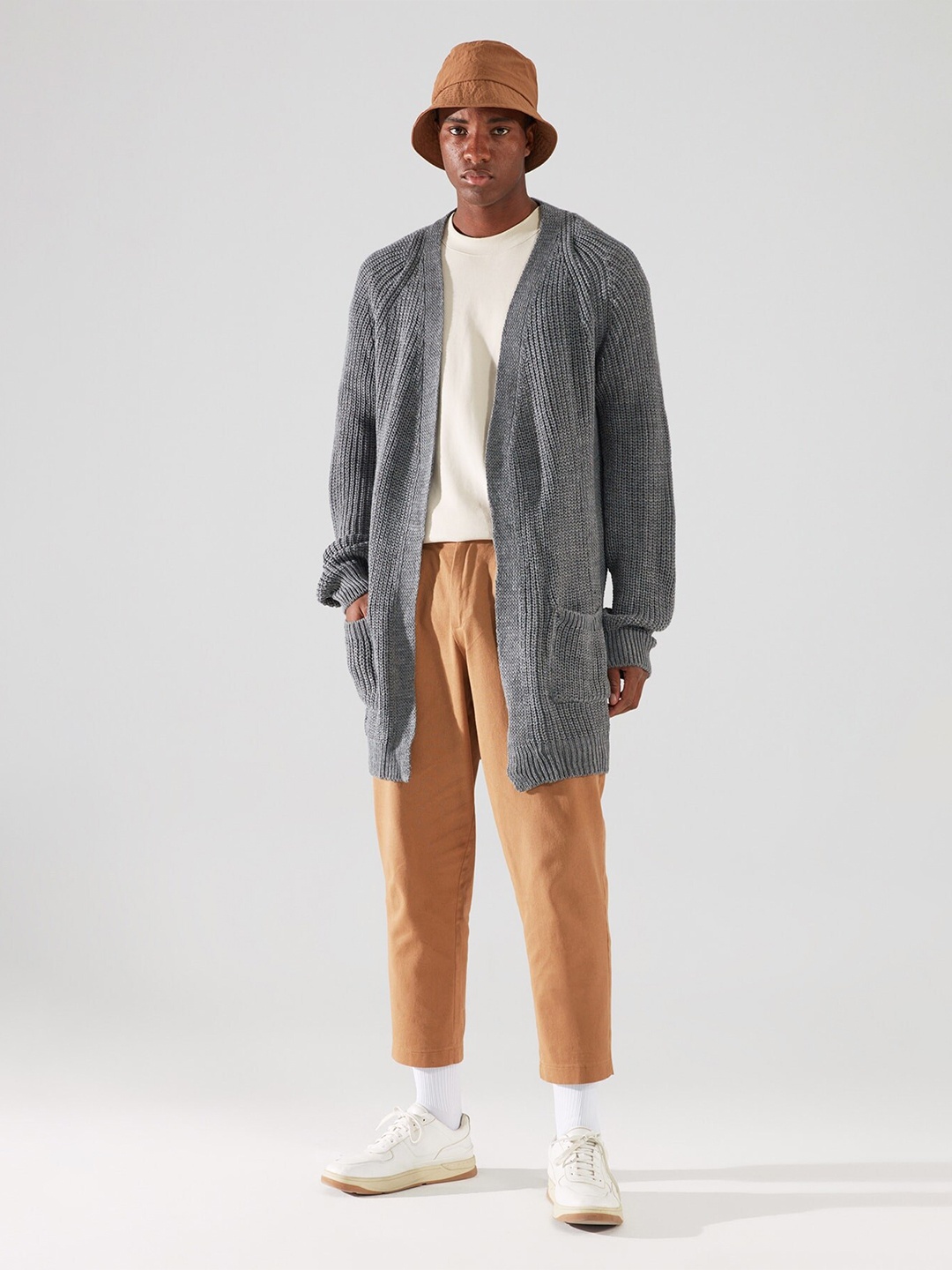 

Trendyol Men Grey Longline Sweater