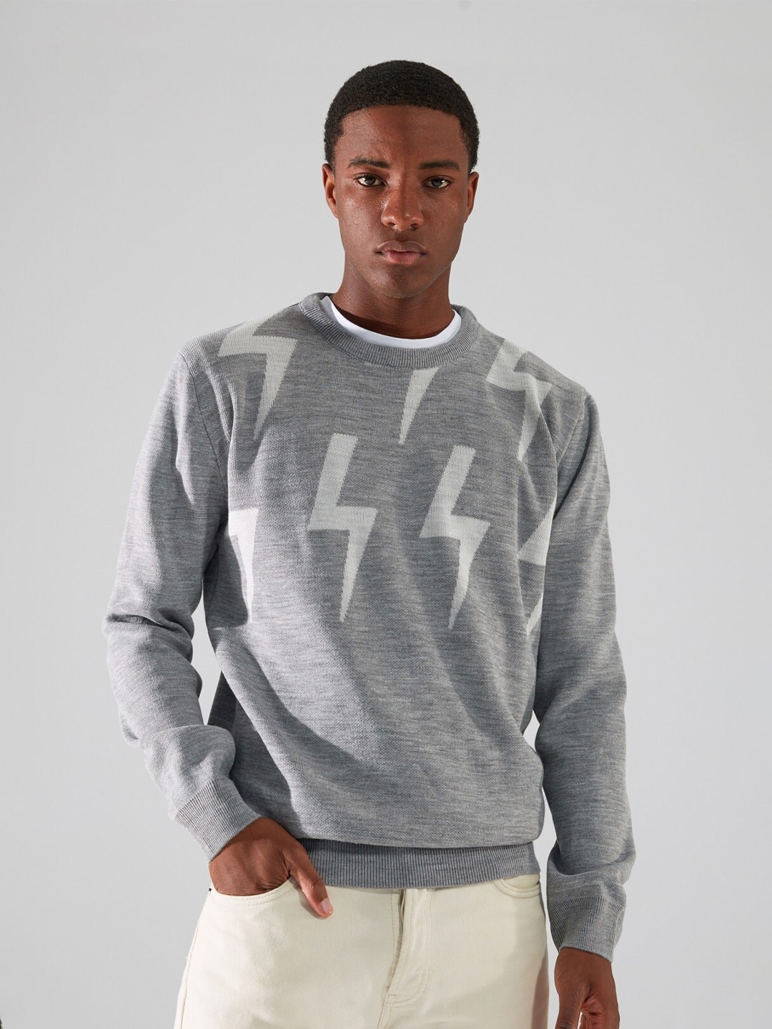 

Trendyol Men Grey & White Printed Sweater Vest