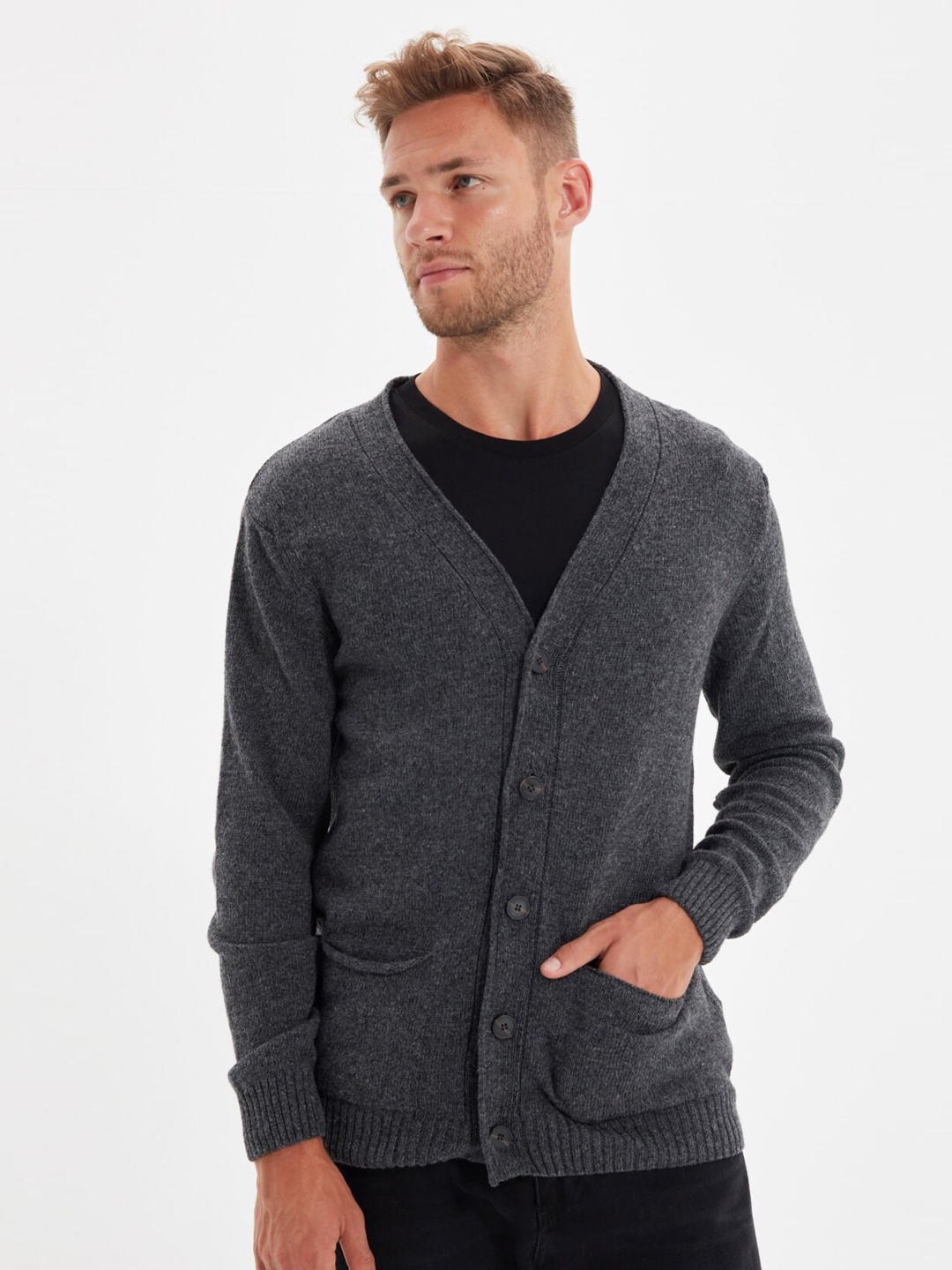 

Trendyol Men Grey Solid Cardigan