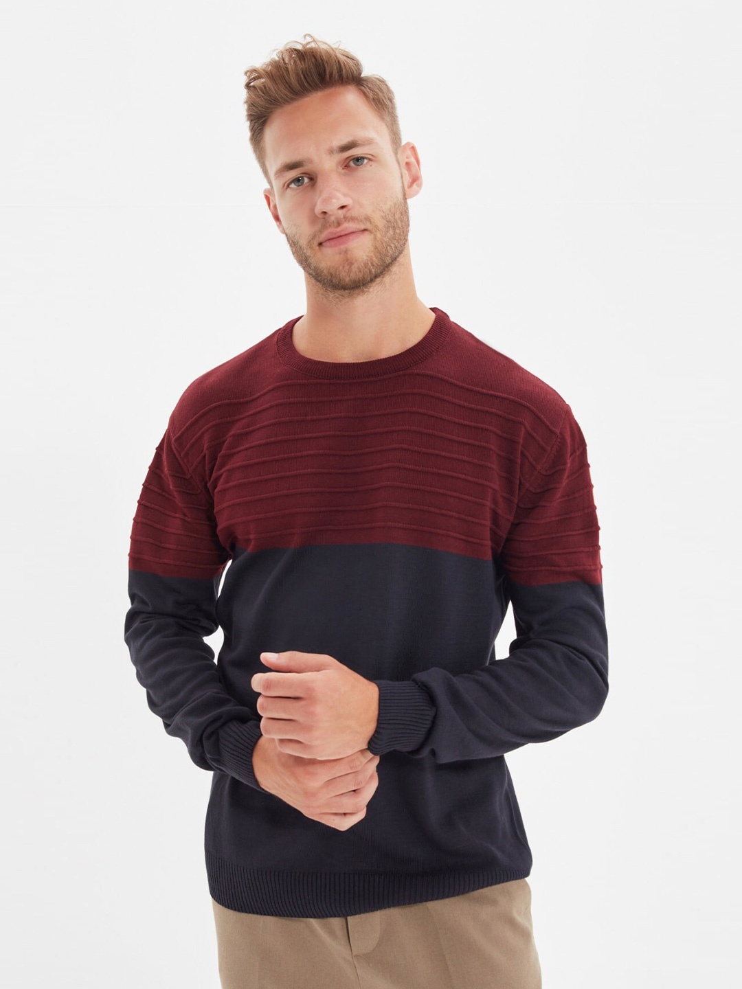 

Trendyol Men Navy Blue & Brown Colourblocked Pullover