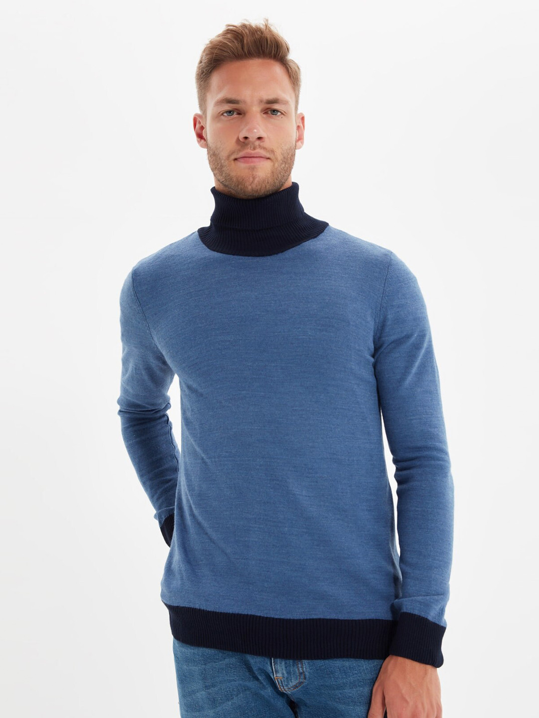 

Trendyol Men Blue Pullover