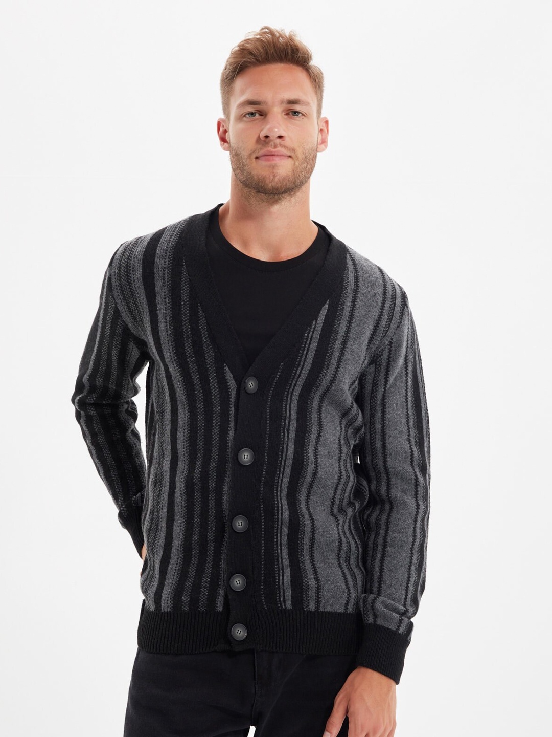 

Trendyol Men Grey & Black Striped Cardigan