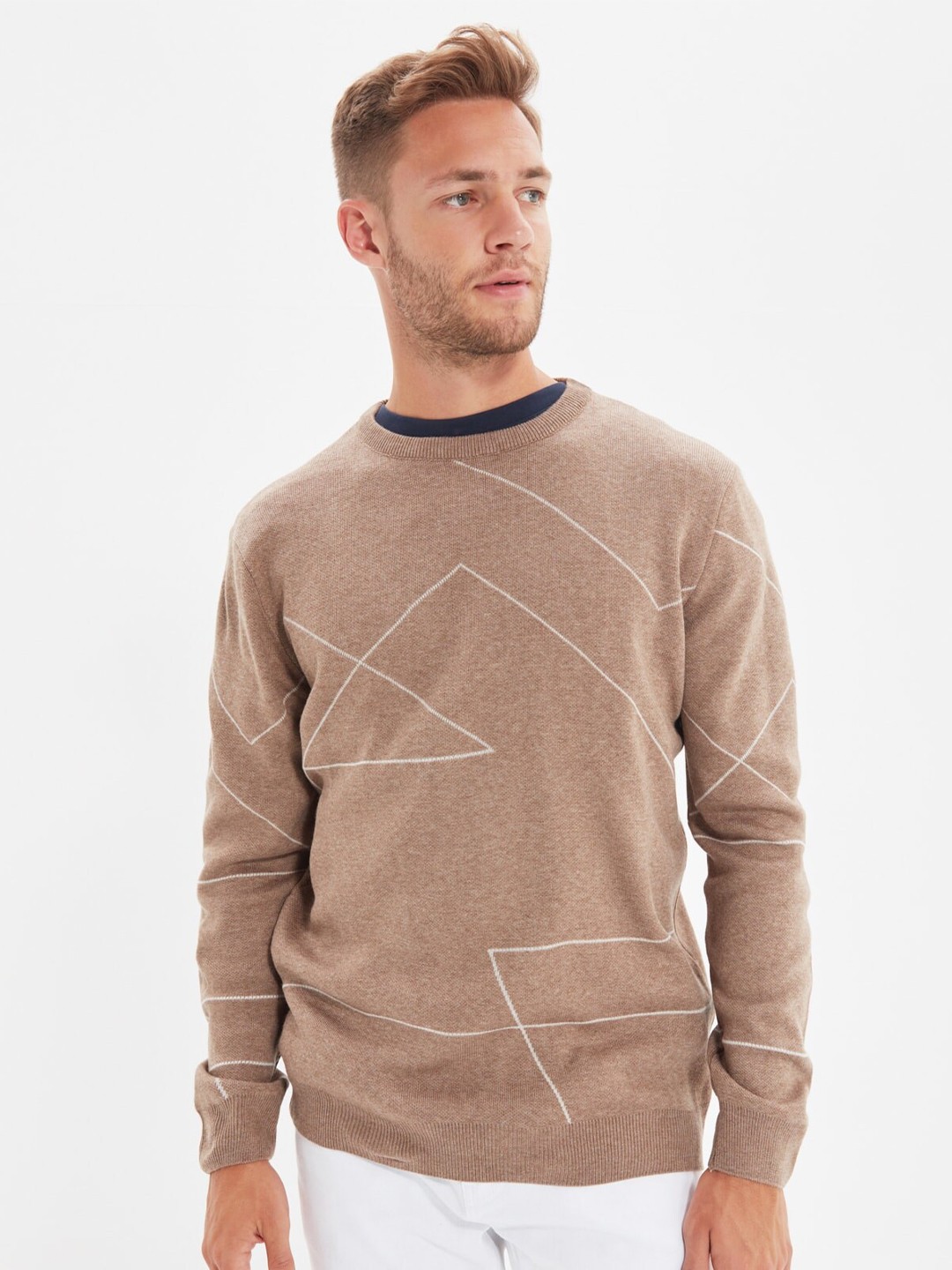 

Trendyol Men Brown & White Printed Pullover