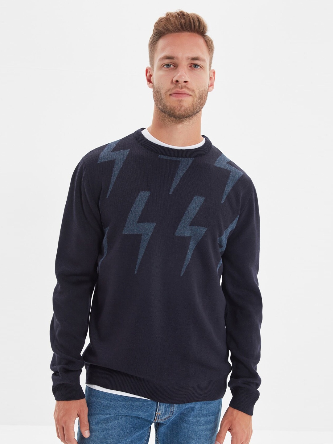 

Trendyol Men Navy Blue Printed Pullover
