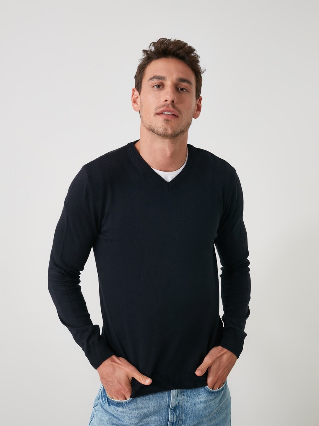 

Trendyol Men Navy Blue Solid Pullover