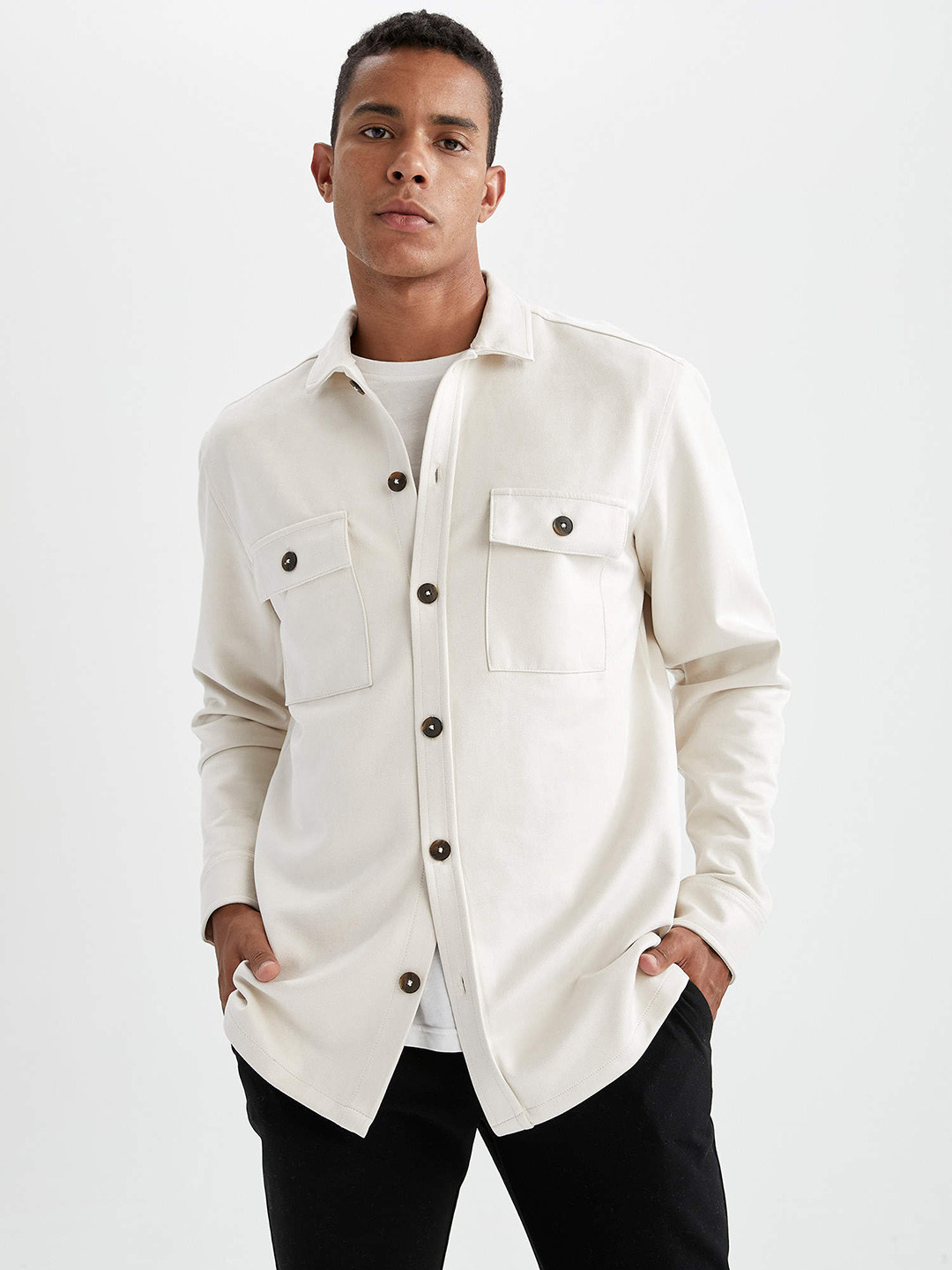 

DeFacto Men Off White Solid Casual Shirt