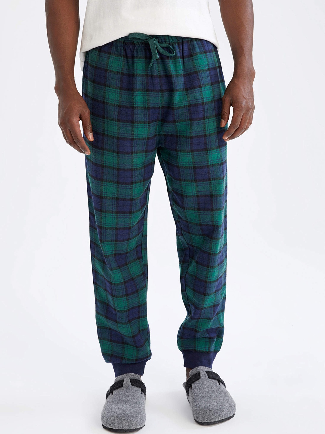 

Defacto Men Blue & Green Checked Lounge Pants