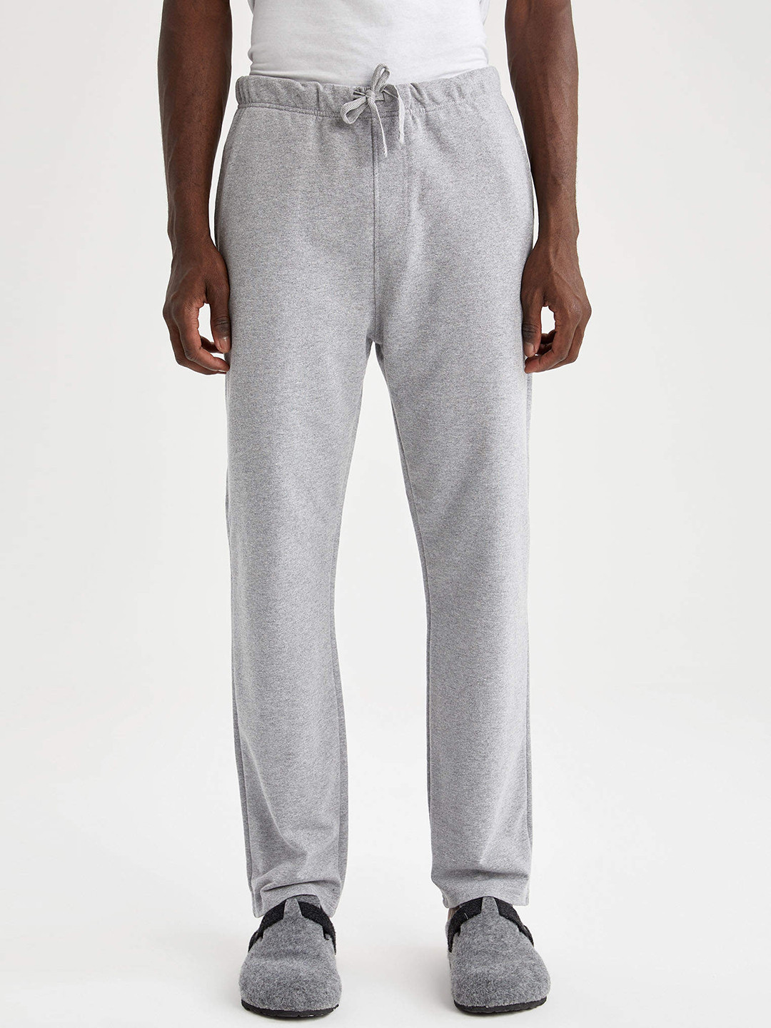 

DeFacto Men Grey Melange Solid Lounge Pants
