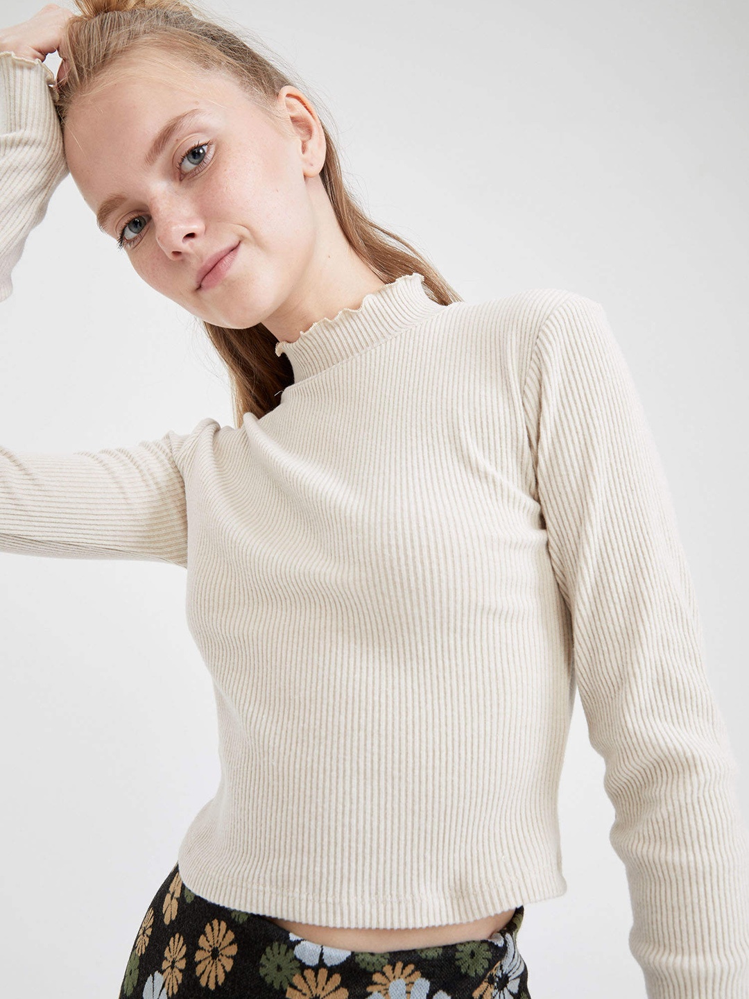 

DeFacto Women Beige Ribbed High Neck T-shirt