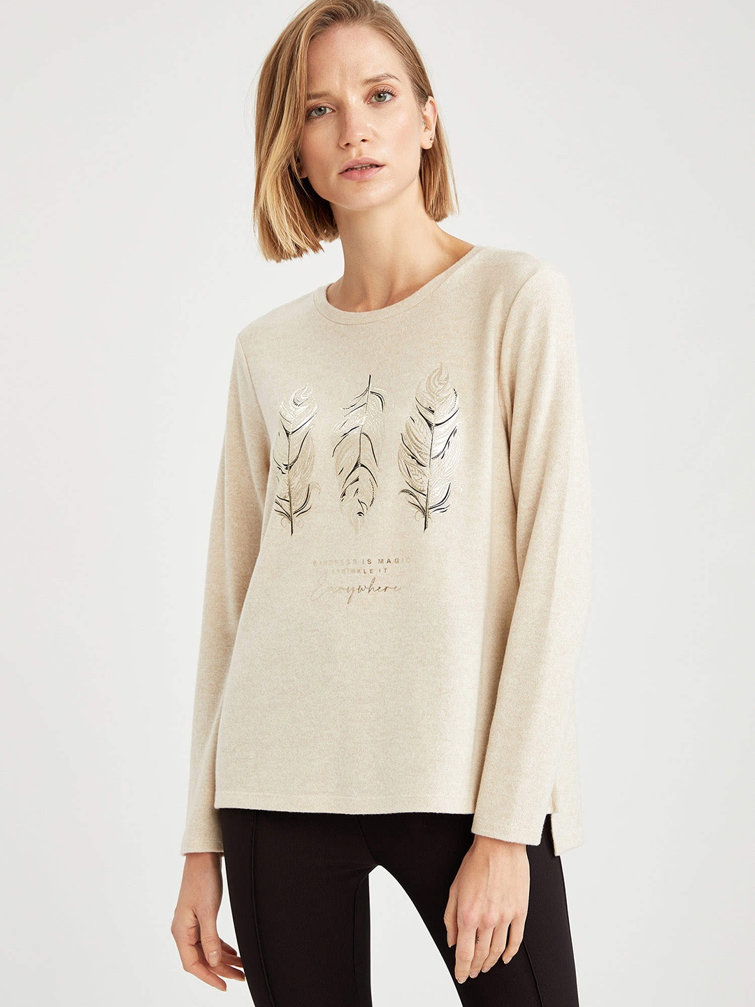 

DeFacto Women Beige Graphic Typography Print T-shirt