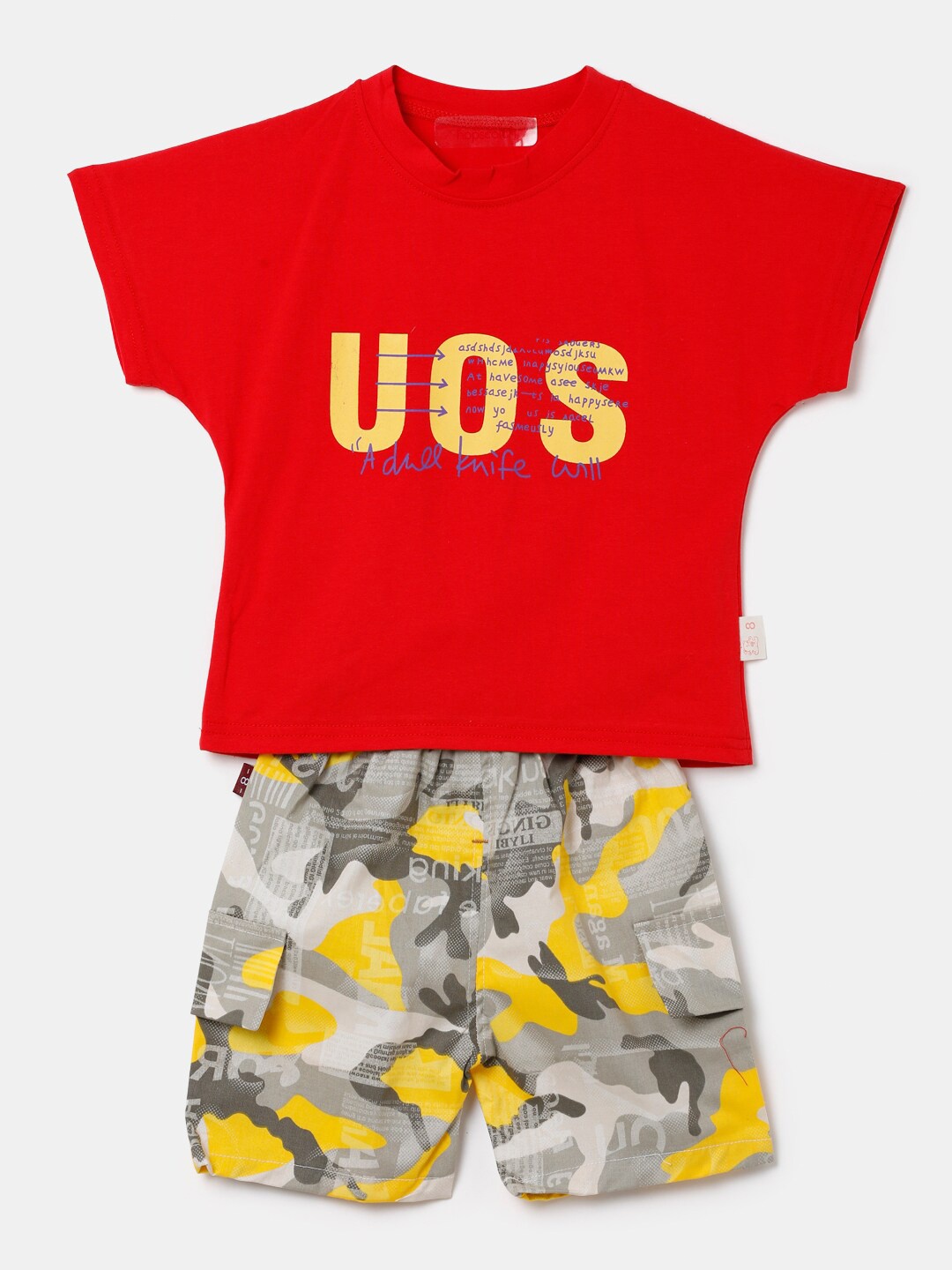 

Hopscotch Boys Red & Grey Printed T-Shirt With Shorts