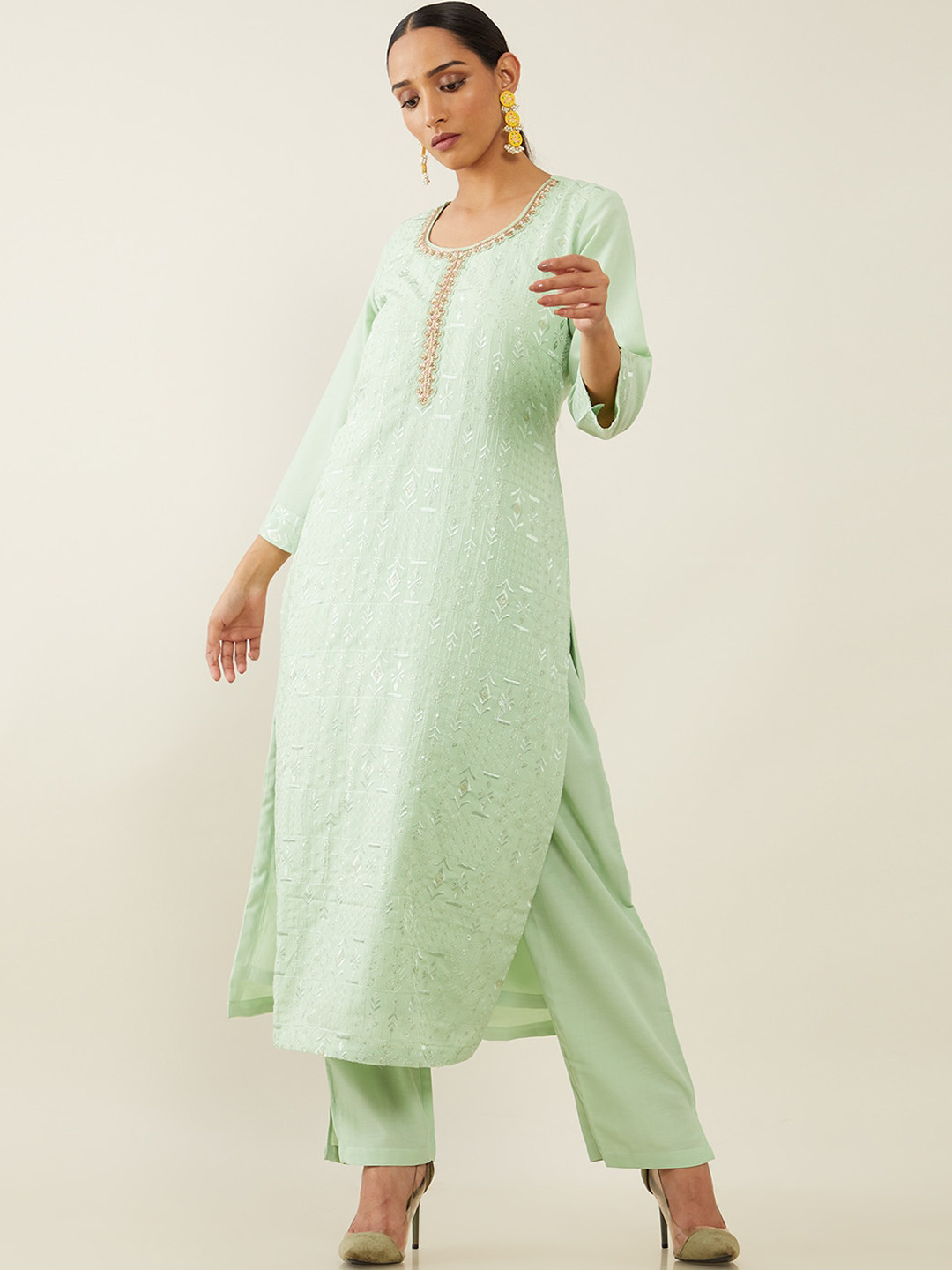 

Soch Women Green Ethnic Motifs Embroidered Kurta with Trousers