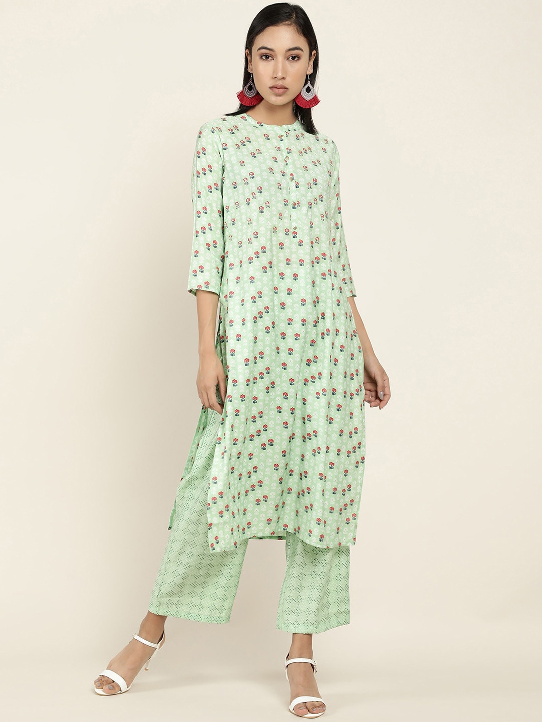 

Soch Women Green Floral Printed Kurti with Trousers