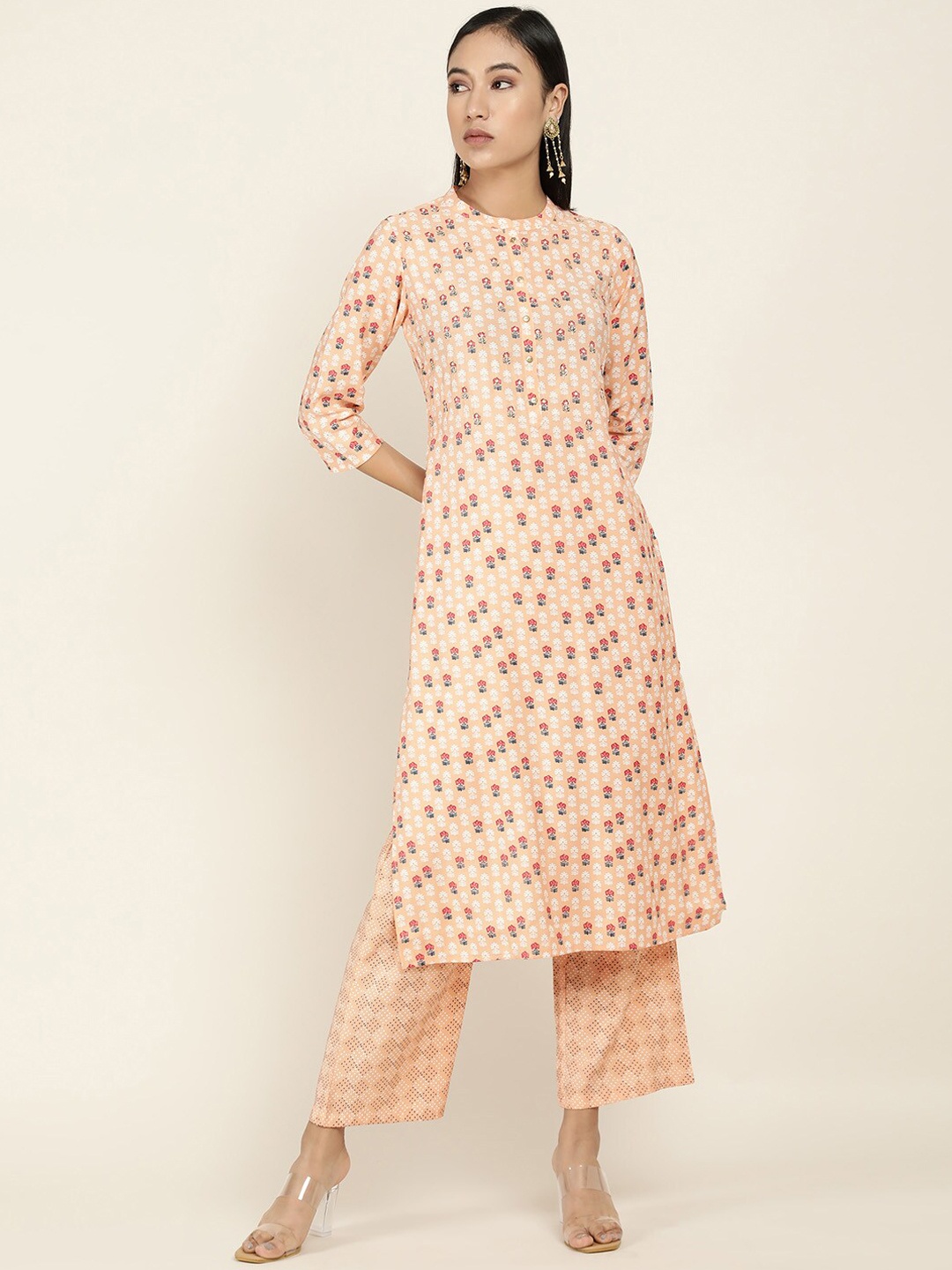 

Soch Women Peach-Coloured Floral Printed Panelled Kurta with Trousers