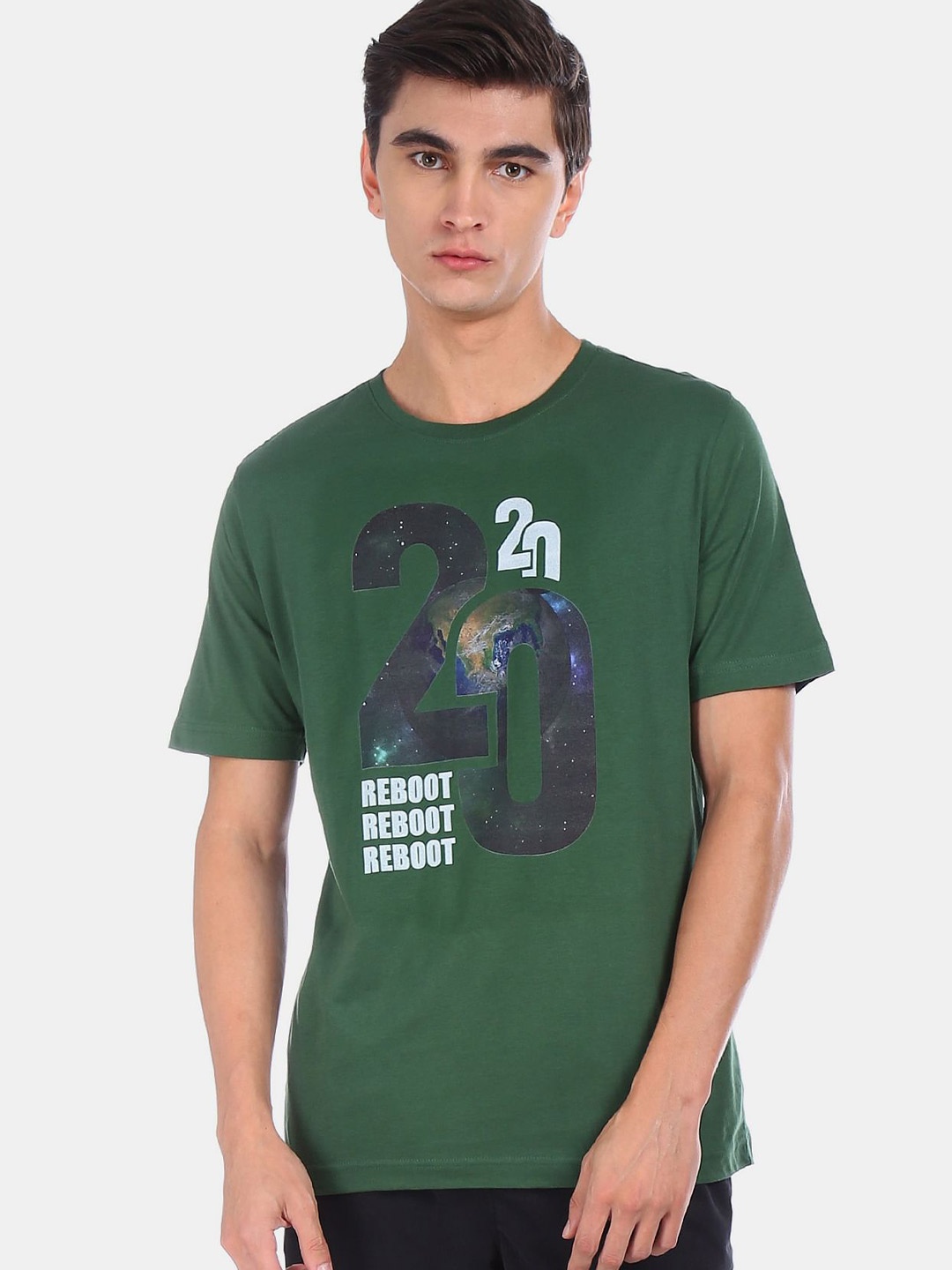

Colt Men Green Graphic Printed Round Neck Pure Cotton T-shirt