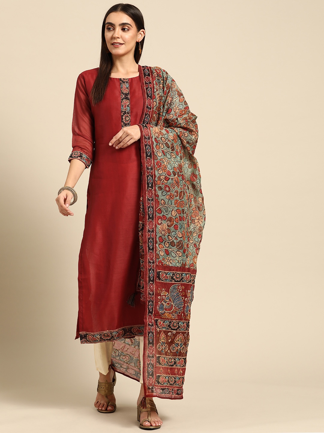 

FASHOR Women Maroon & Black Floral Print Beads Embellished Silk Kurta With Printed Dupatta