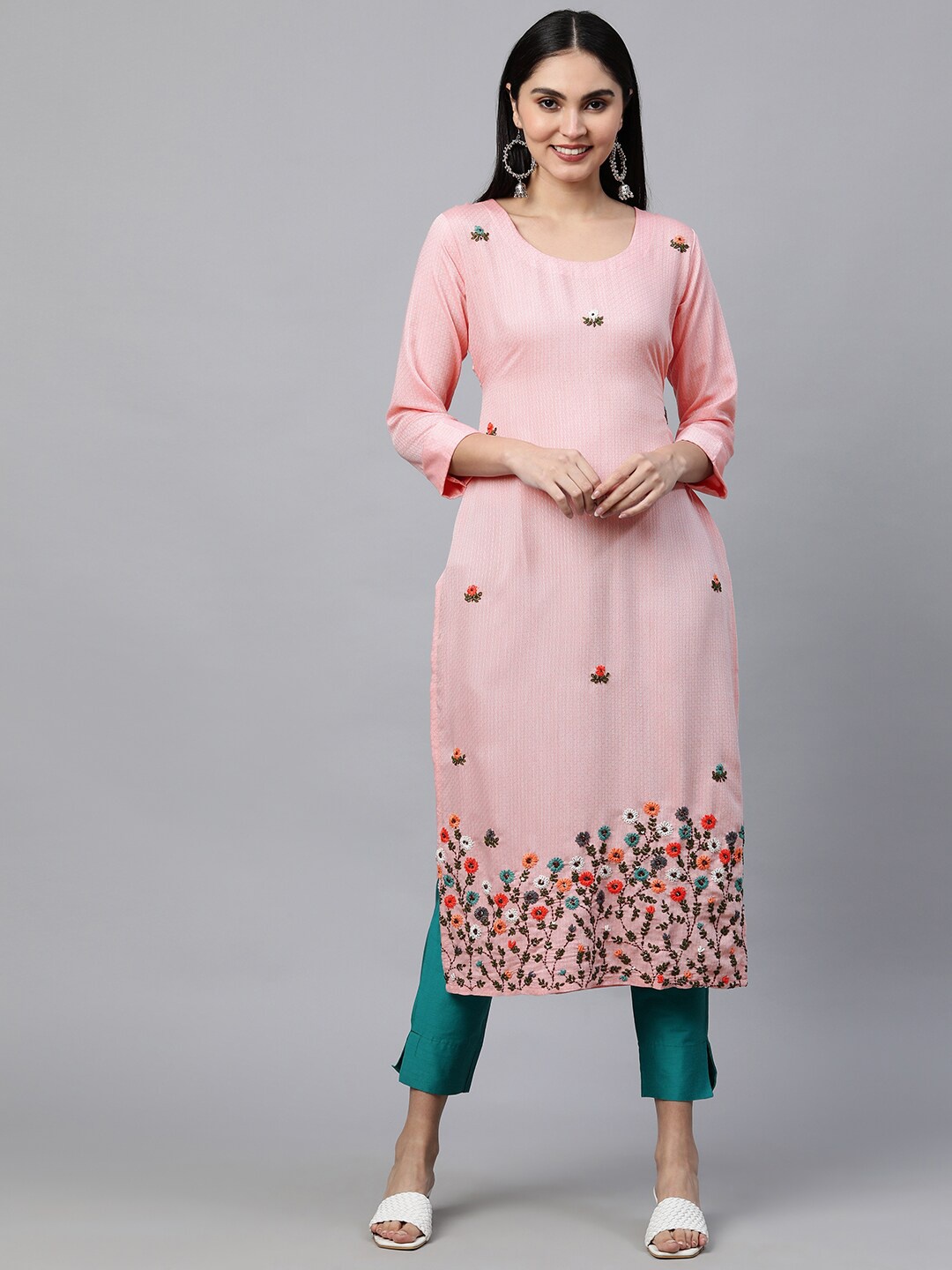 

FASHOR Women Pink Embroidered Kurta