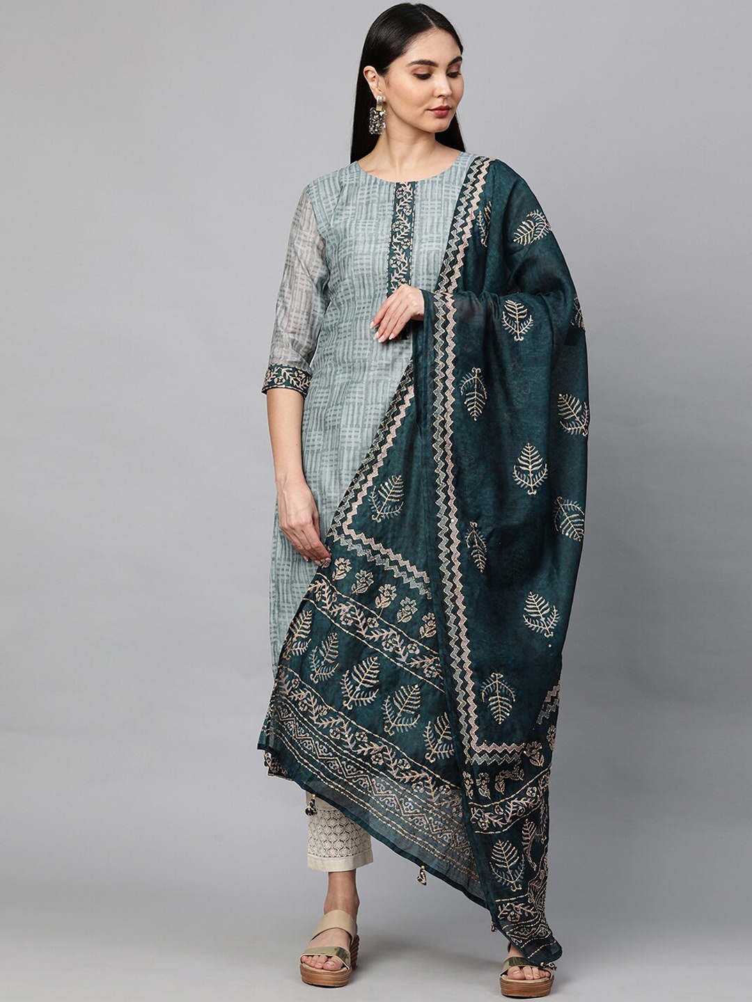 

FASHOR Women Grey & Green Ethnic Motifs Printed Chanderi Silk Kurta With Dupatta